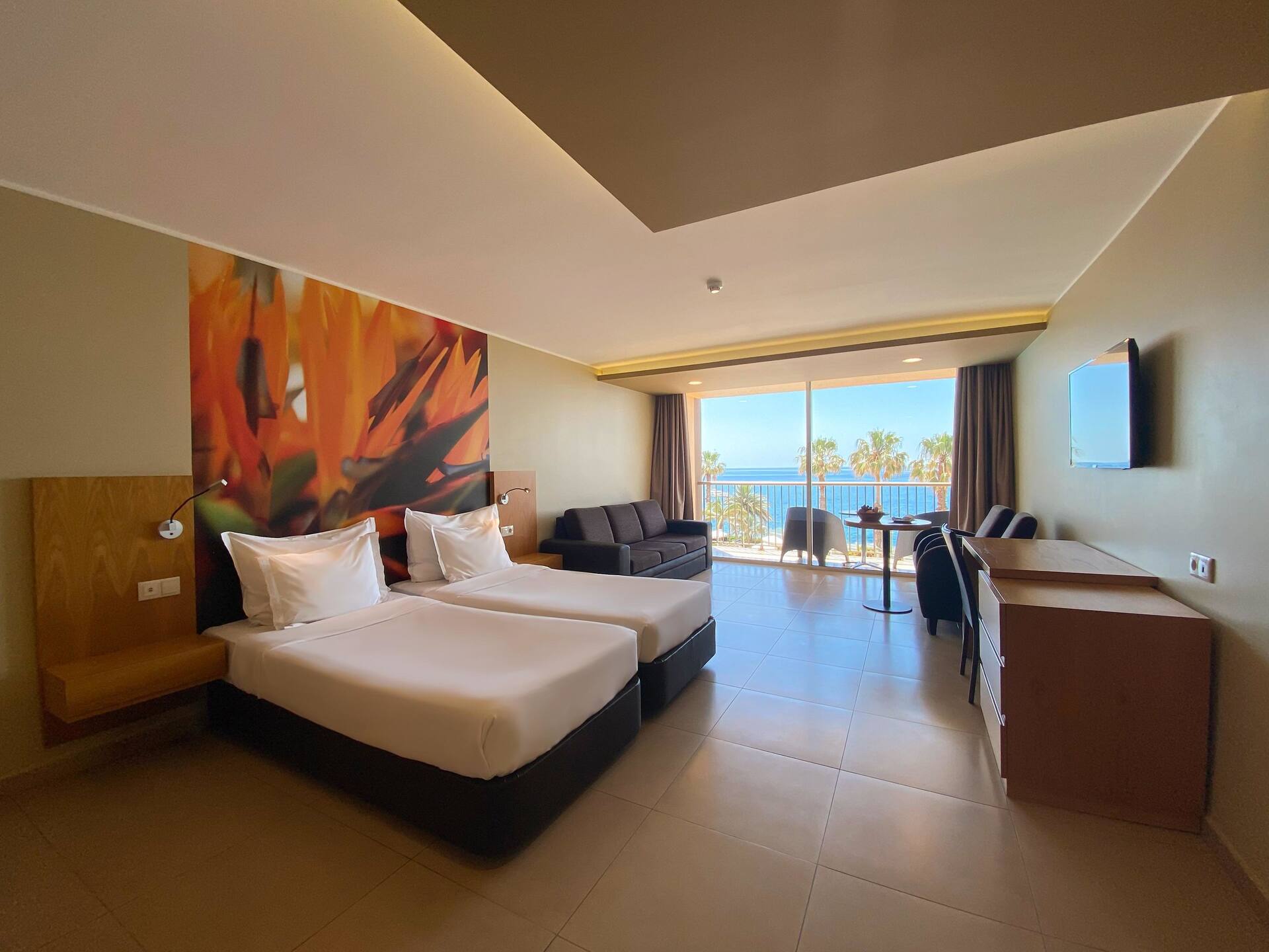 <p>kahden hengen Twin Superior -huone, merinäköala</p>