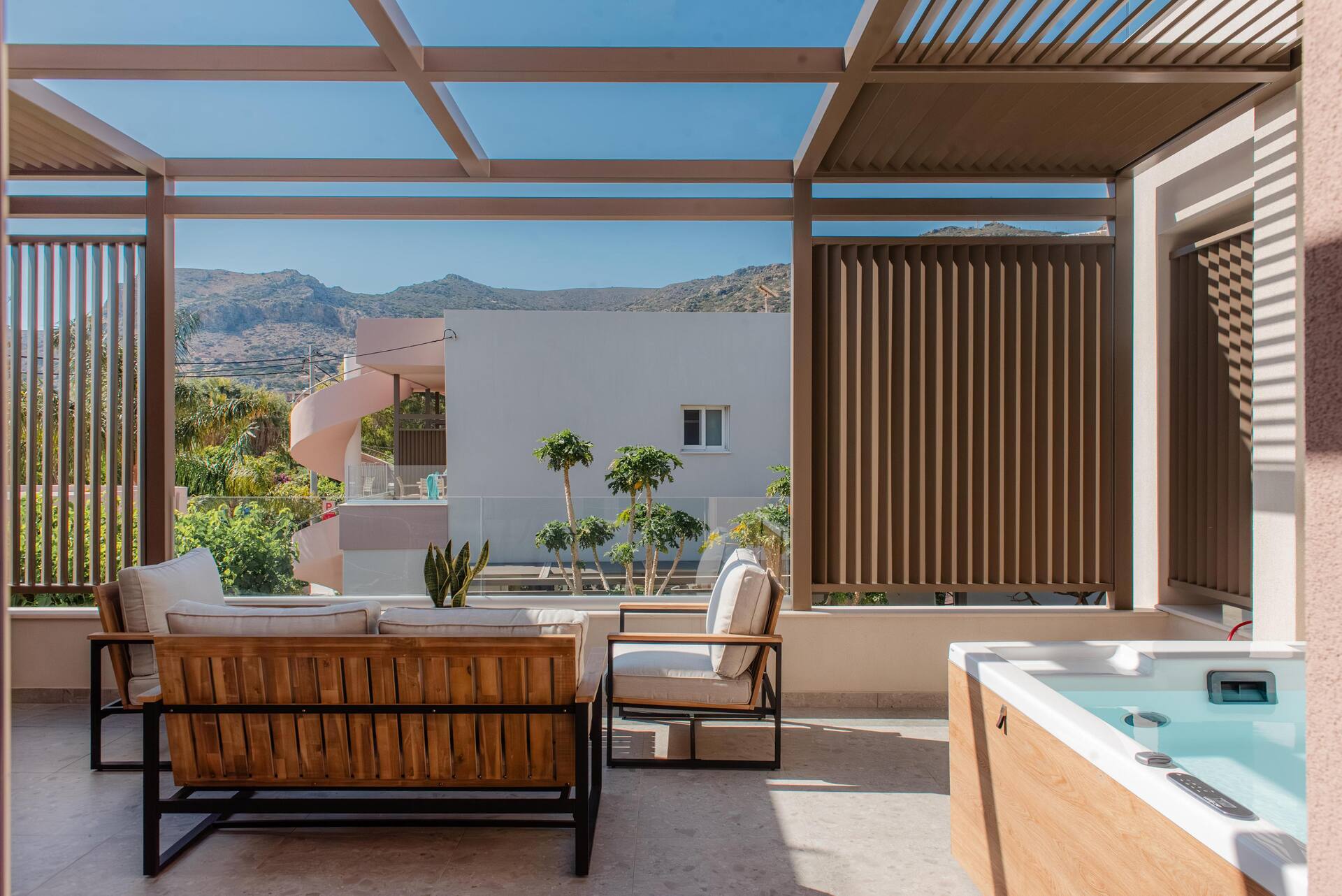 <p>Premium-sviitti, poreamme</p>