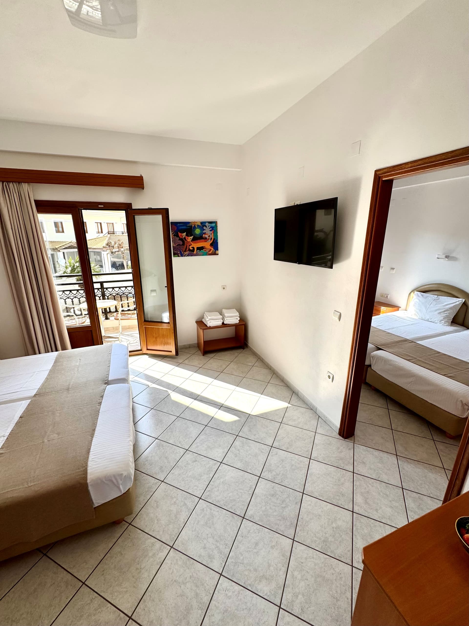 <p>Neljän hengen yksiö</p>