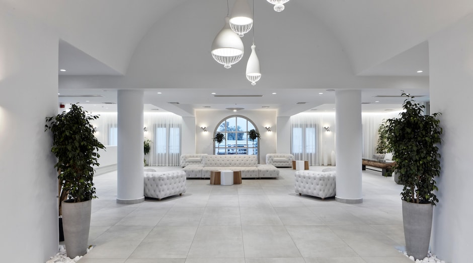 Costa Grand Resort & Spa, Kamari 8