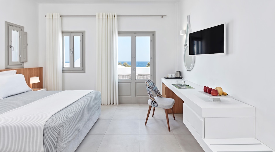 Costa Grand Resort & Spa, Kamari 22 - <p>Kahden hengen huone, osittainen merinäköala</p>