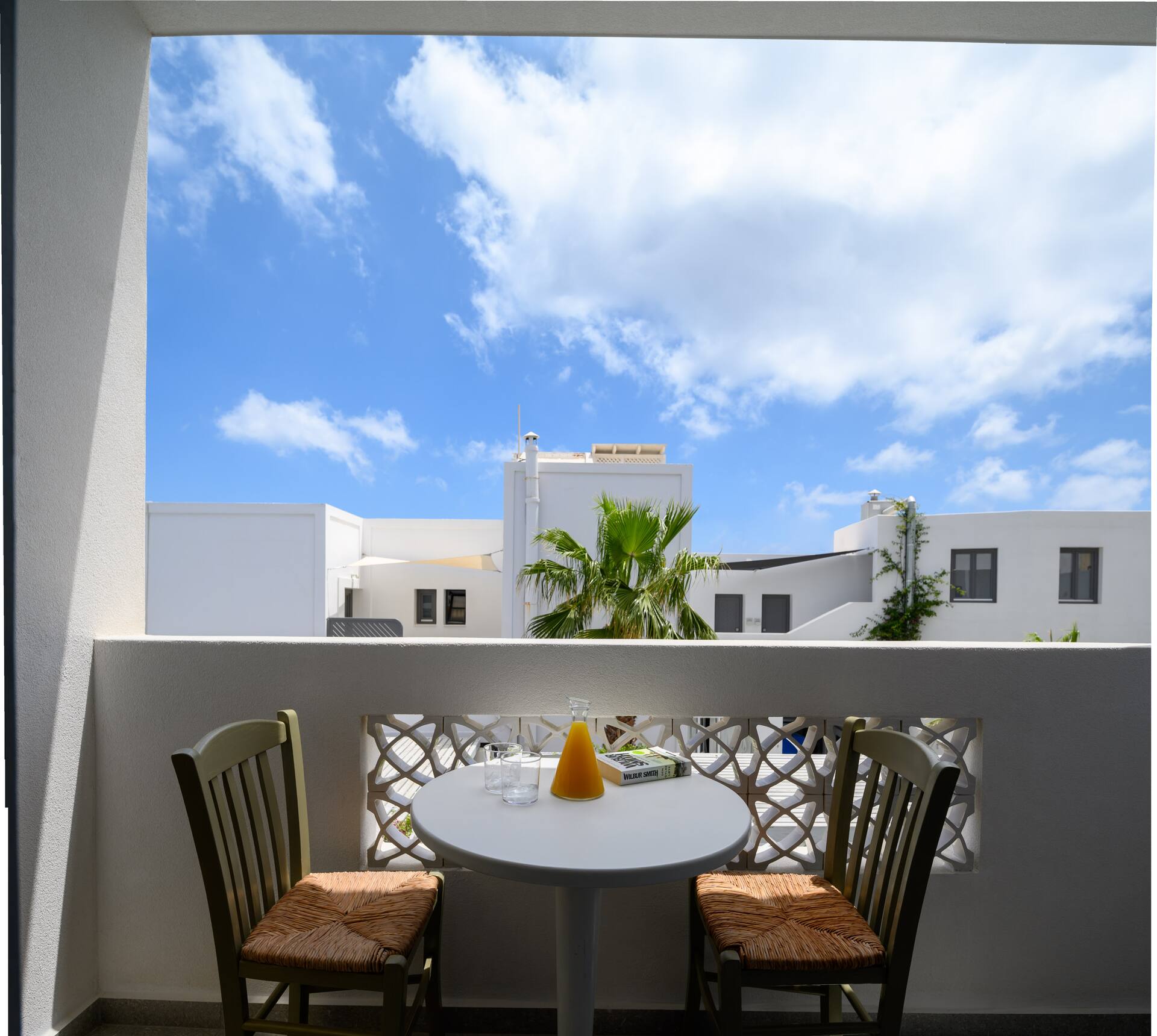 <p>Kahden hengen huone</p>