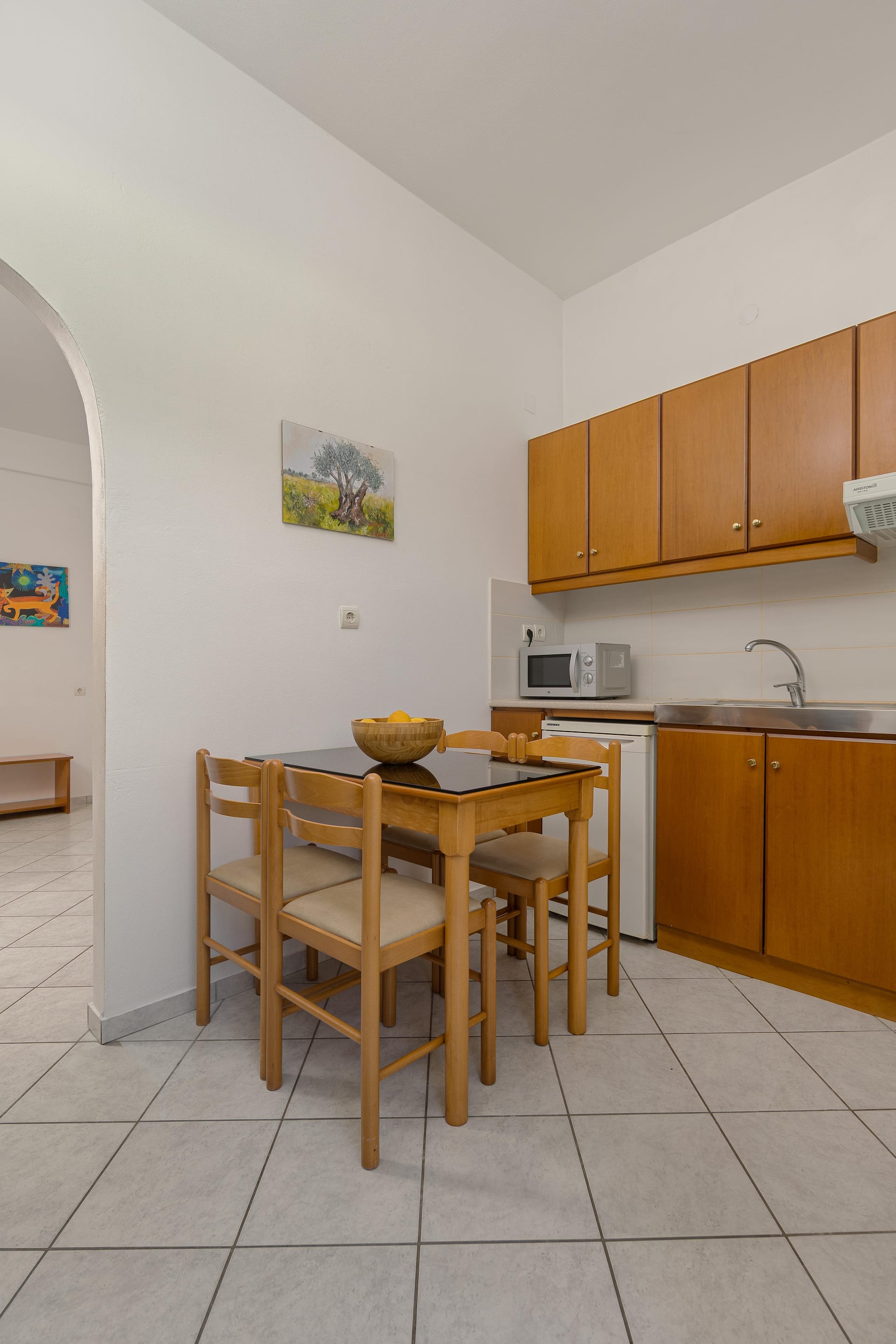 <p>Neljän hengen yksiö</p>