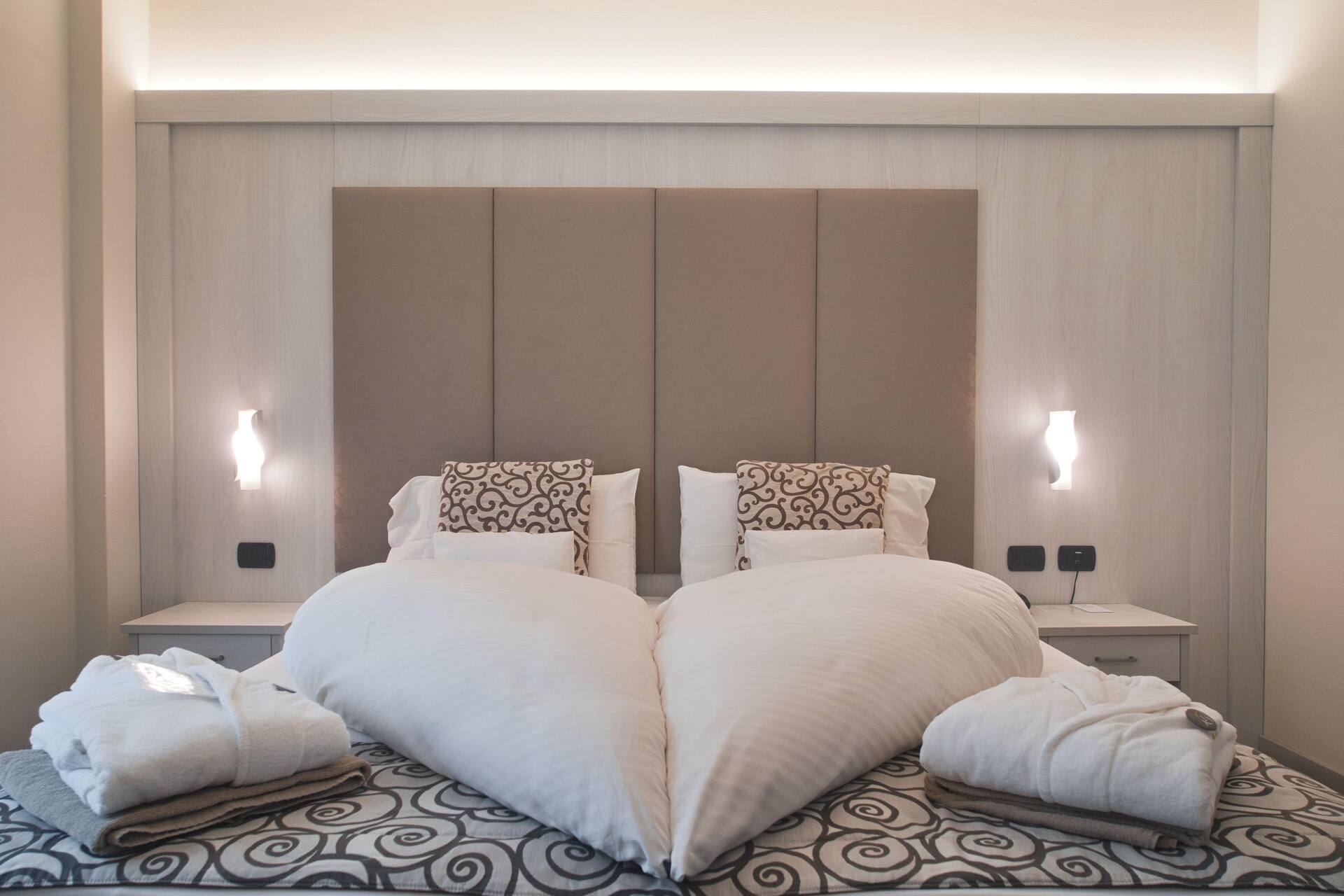 <p>Romantic-huone</p>