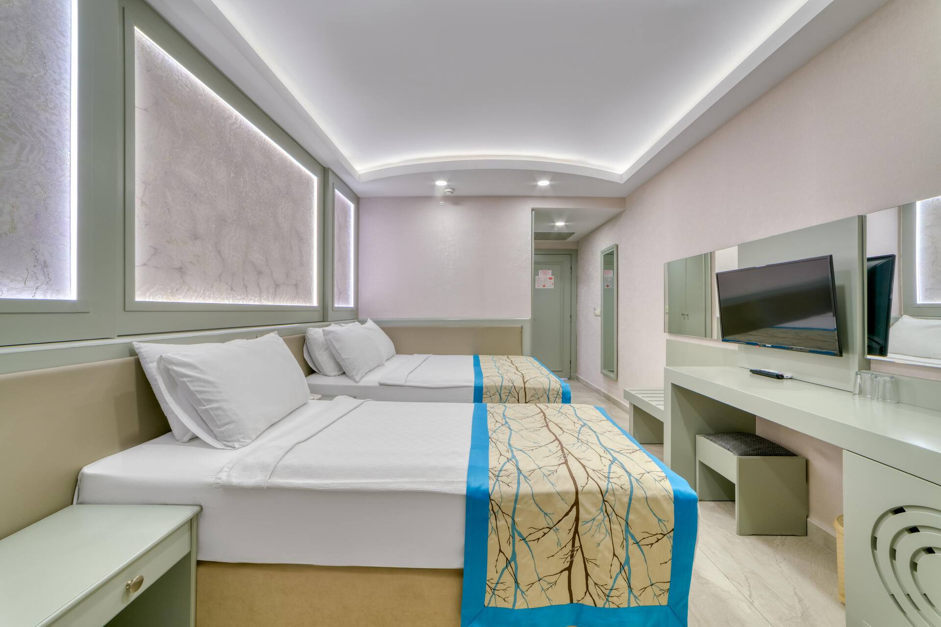 <p>Kahden hengen huone</p>