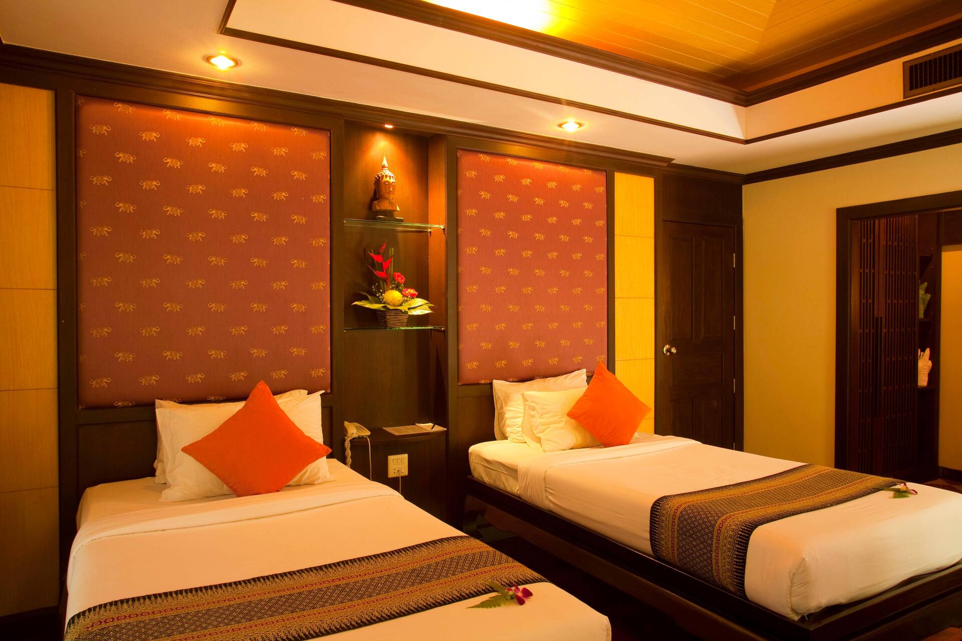 <p>Deluxe Garden View -huone</p>