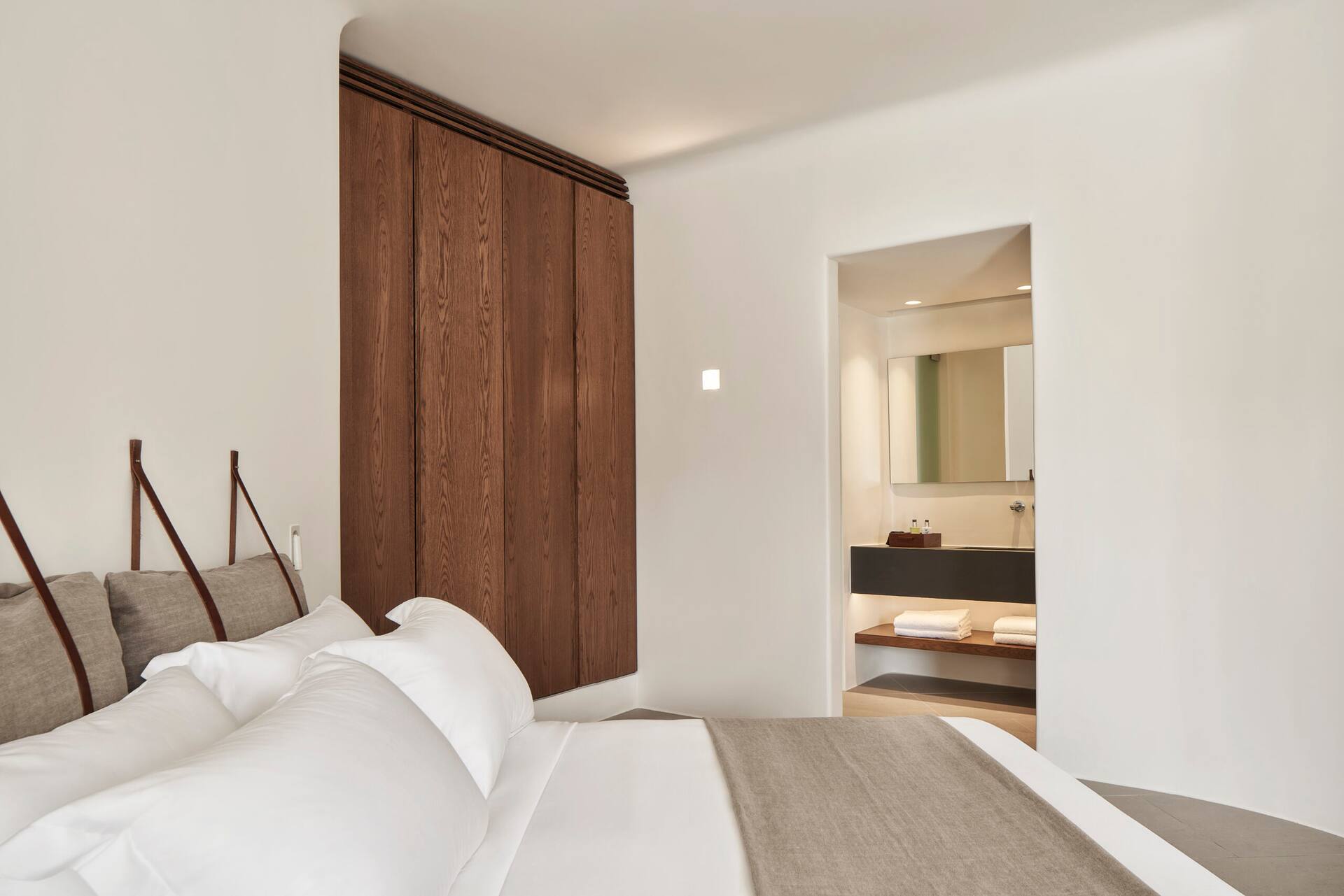 <p>Superior-huone</p>