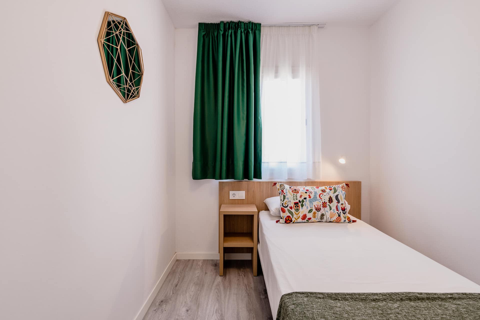 <p>Huoneisto, kaksi makuuhuonetta</p>