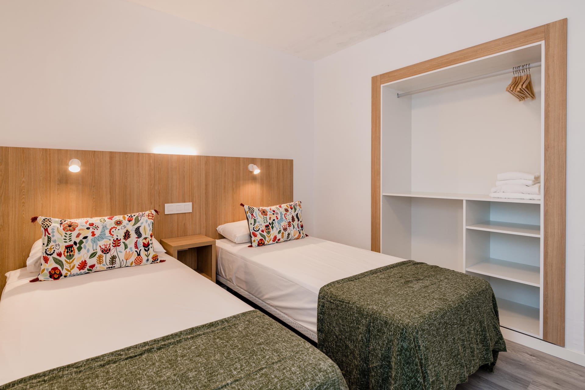 <p>Huoneisto, kaksi makuuhuonetta</p>