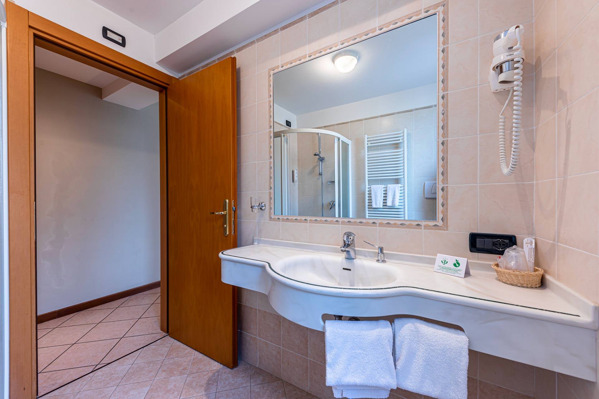 <p>Comfort-huone</p>