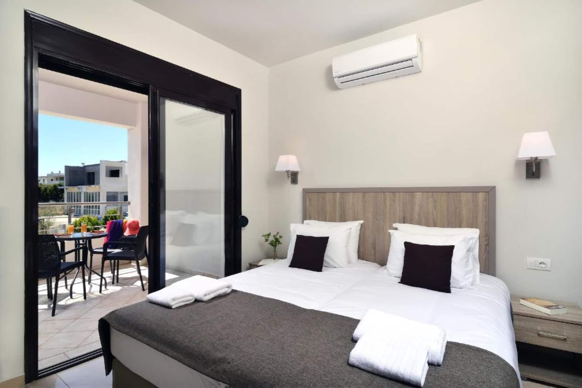 <p>Huoneisto, kolme makuuhuonetta</p>