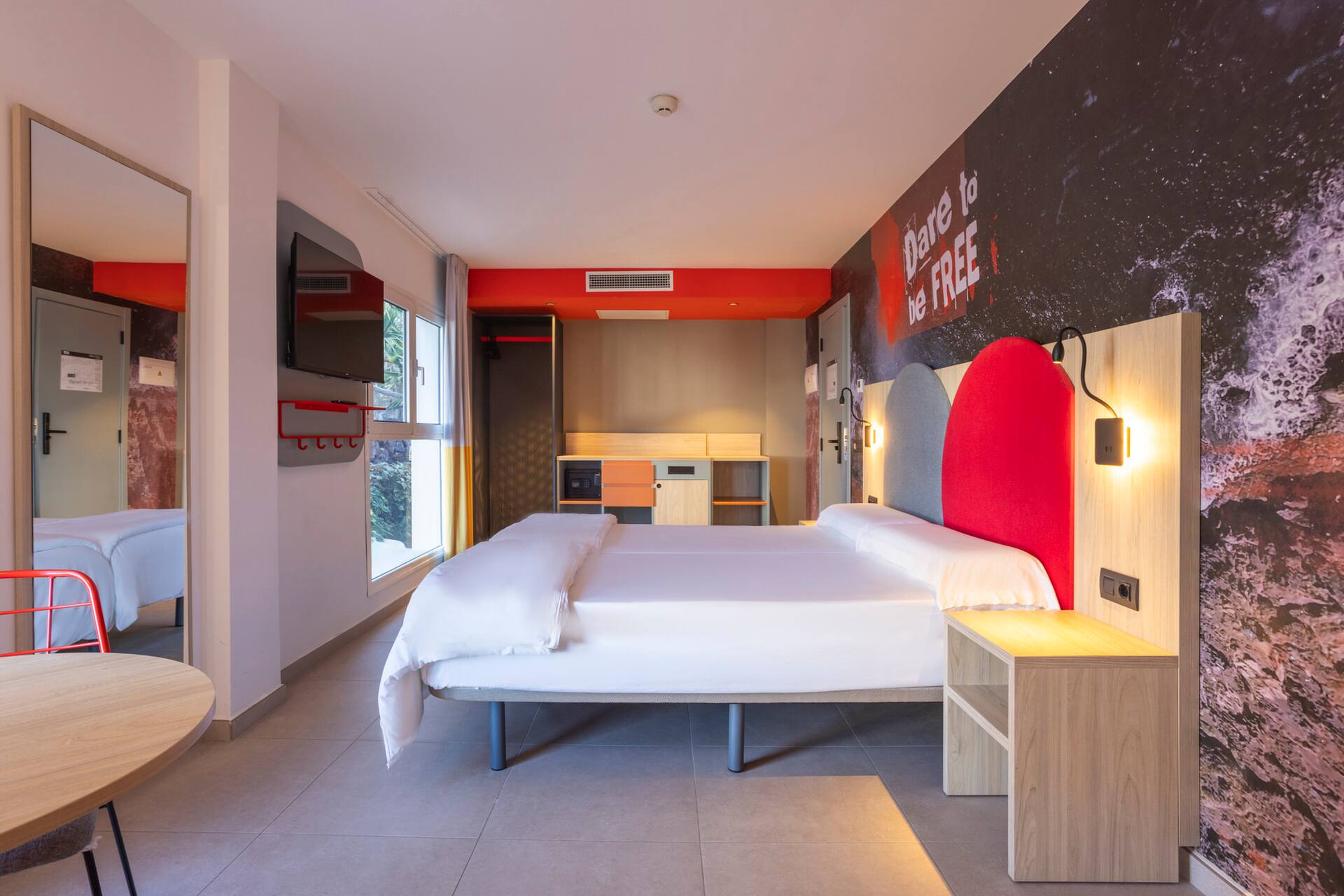 <p>The Flow -huone</p>