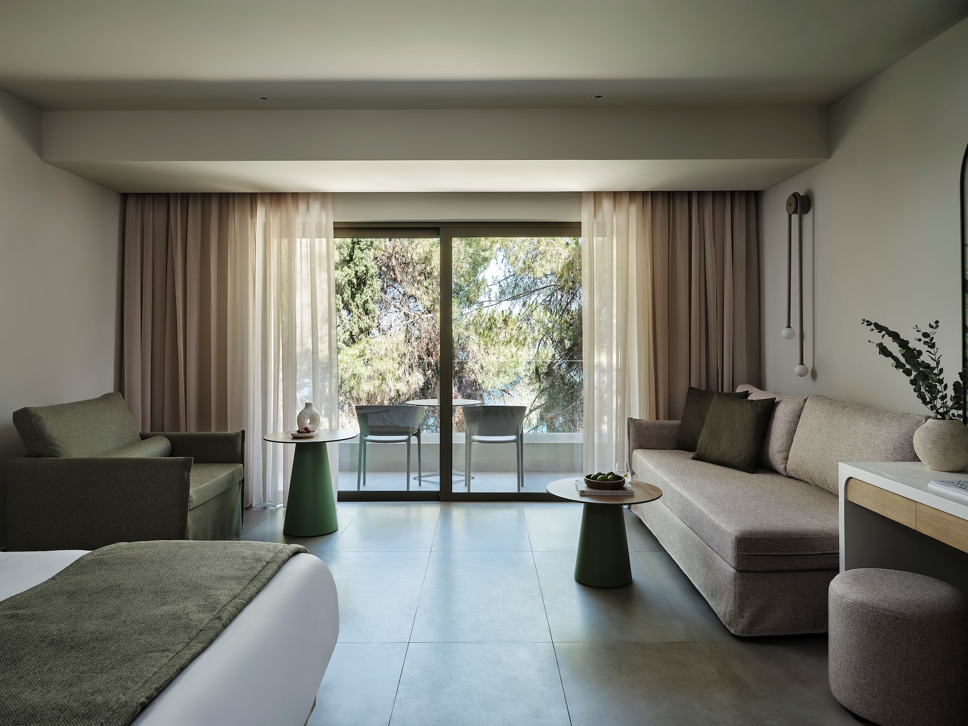 <p>Bungalow-huone</p>