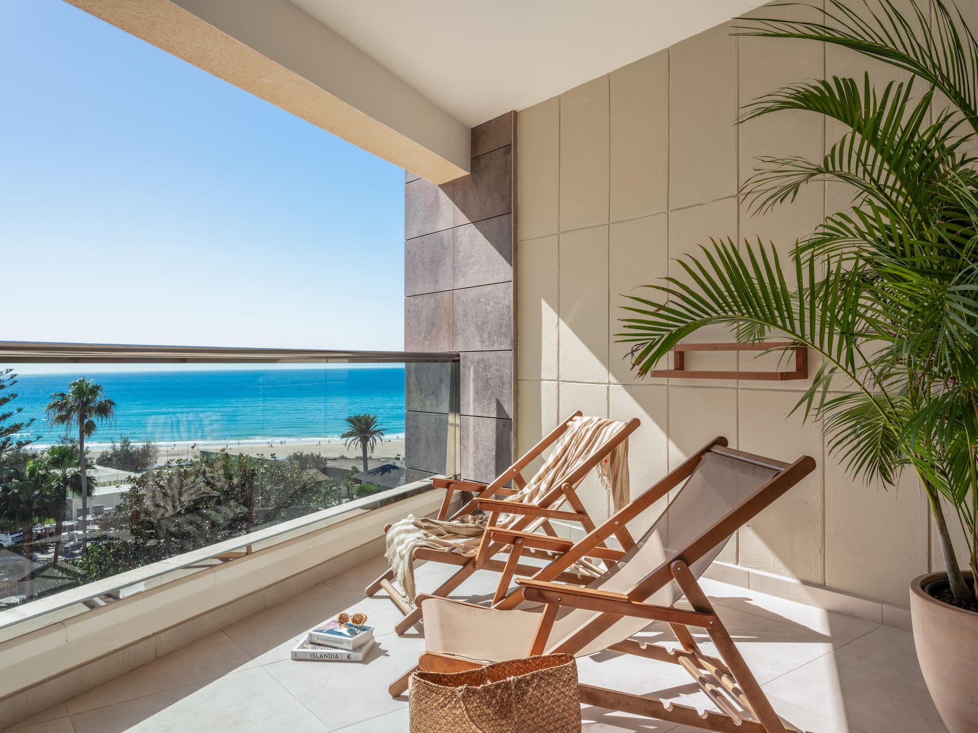 <p>Premium-huone, osittainen merinäköala</p>