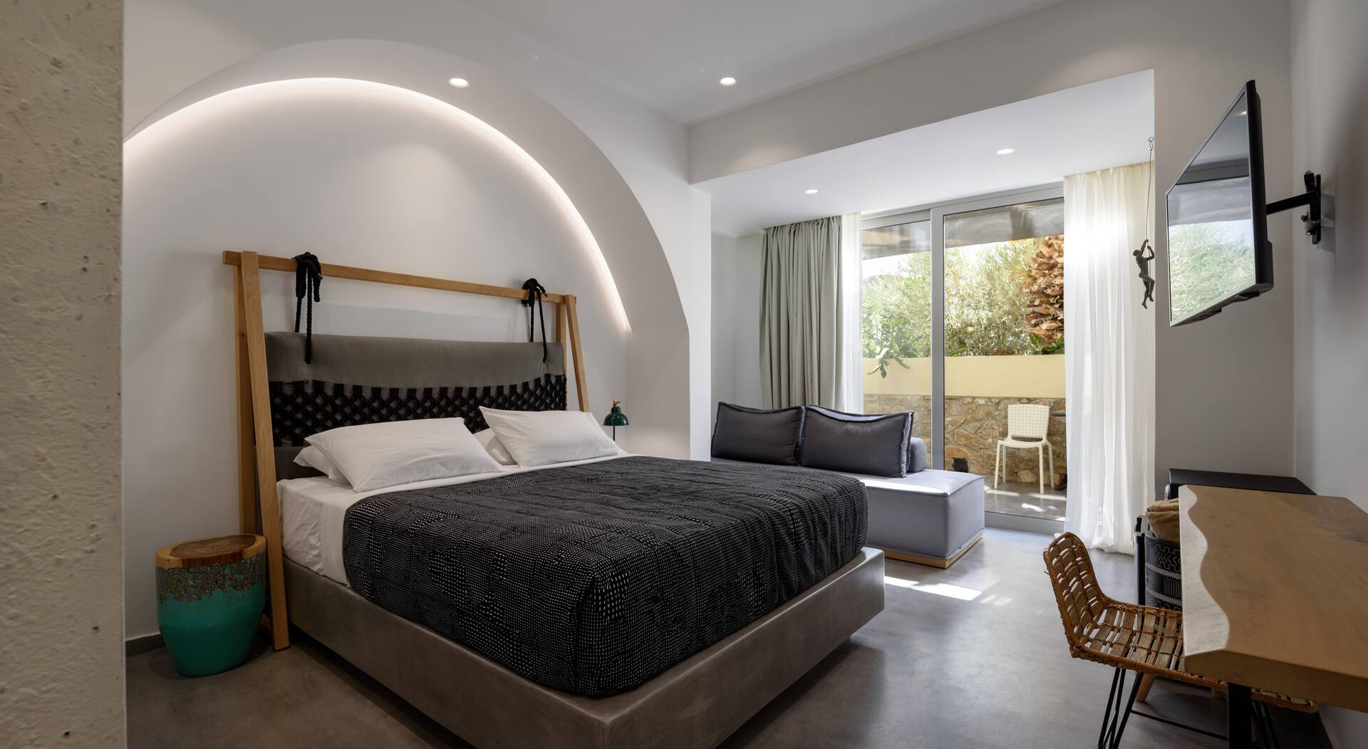 <p>Juniorsviitti, terassilla poreallas</p>