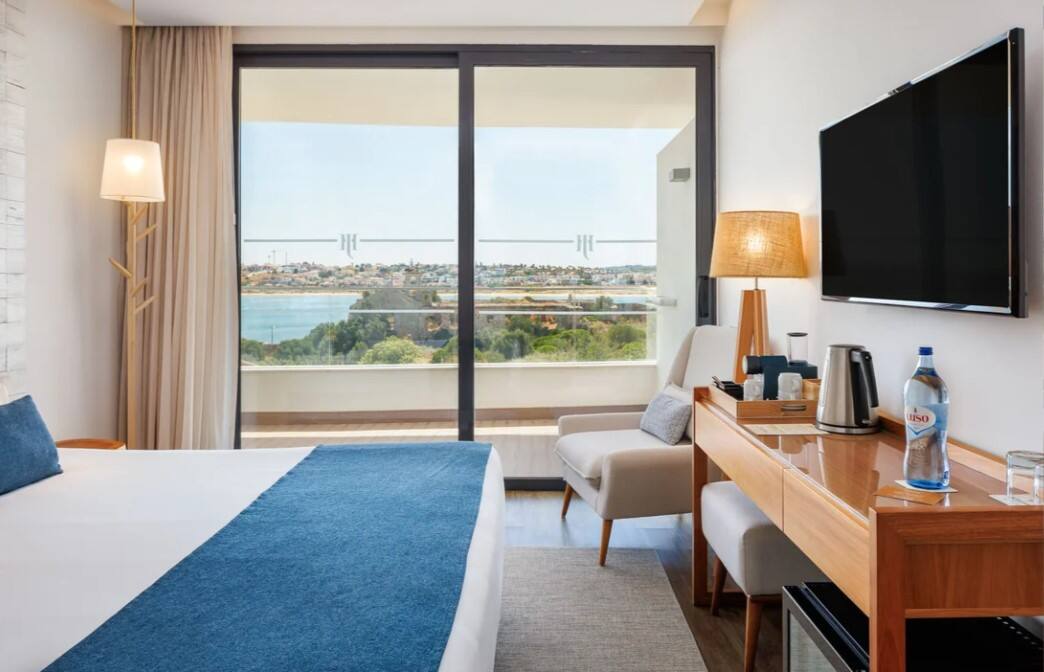 <p>Deluxe-huone, jokinäköala</p>