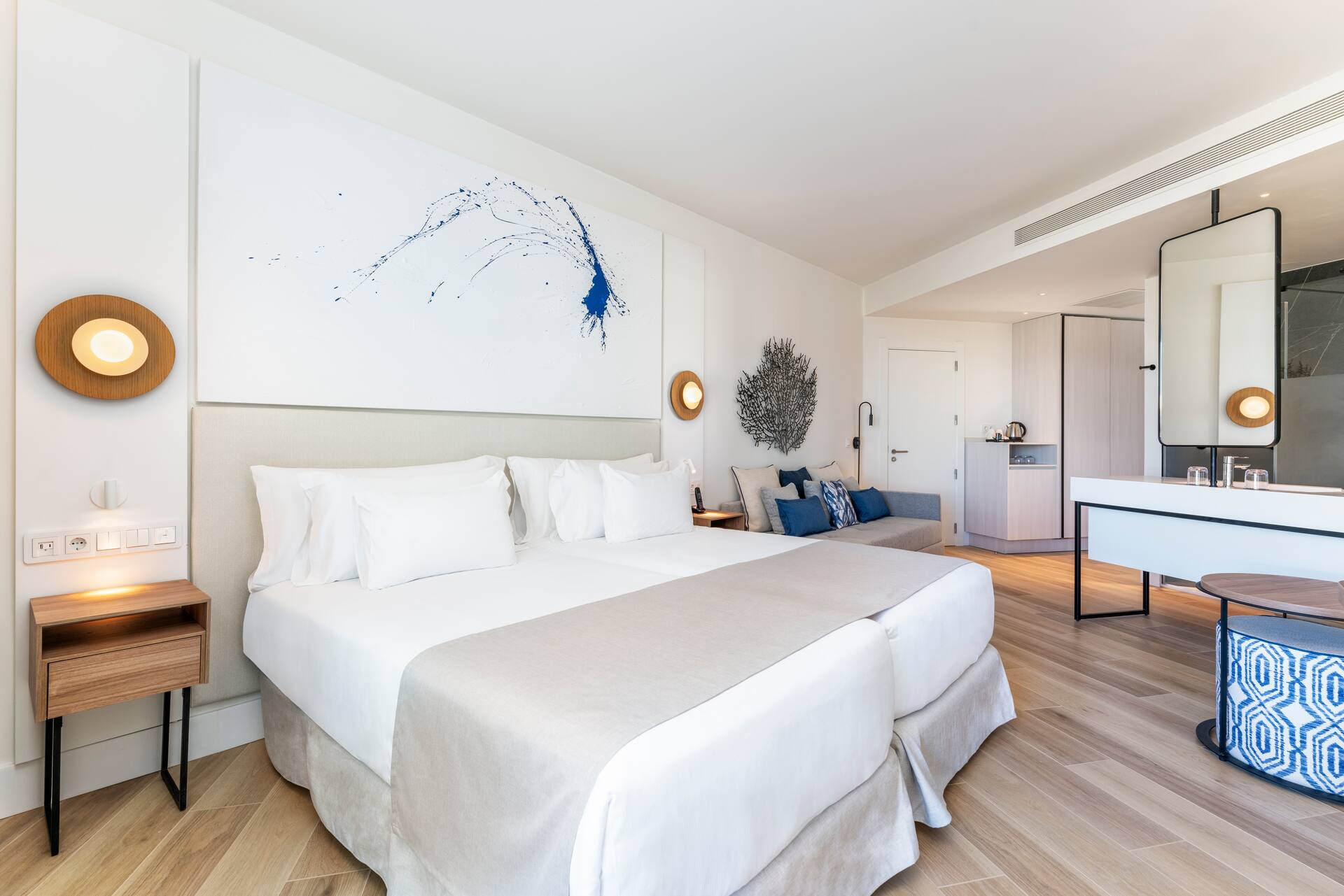 <p>Superior-huone</p>