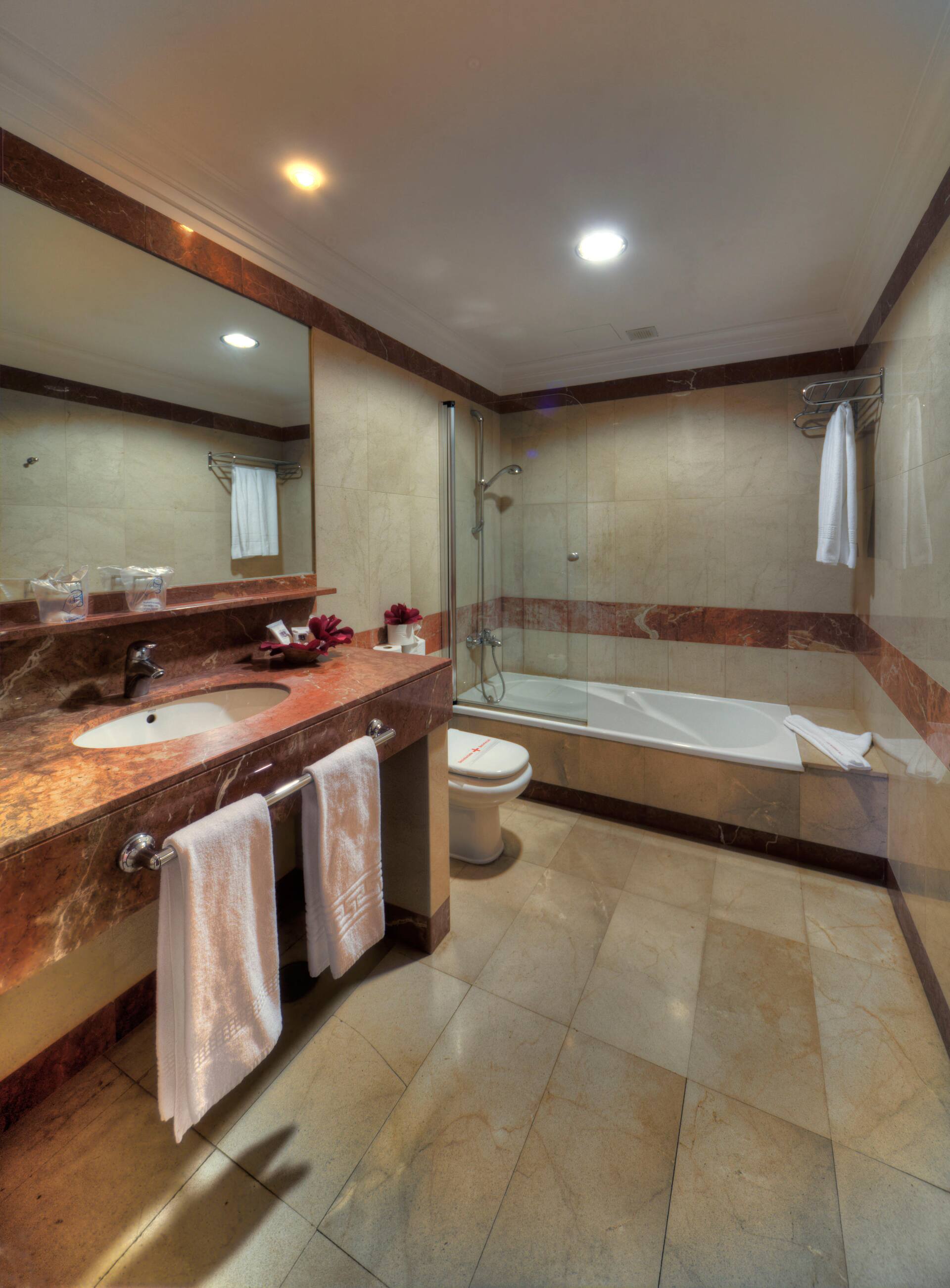 <p>Huoneisto, kaksi makuuhuonetta</p>