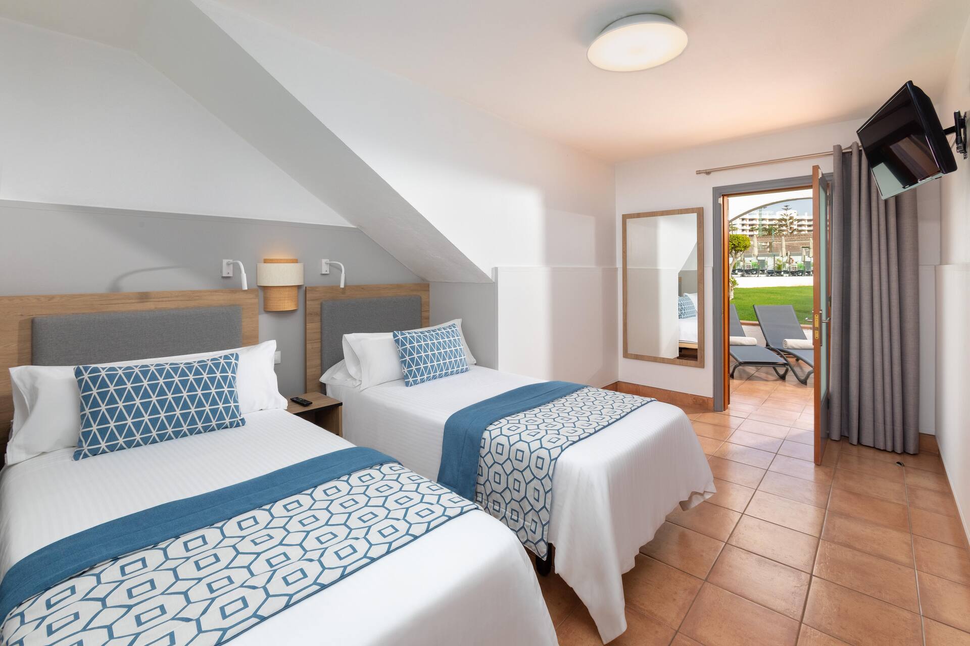 <p>Bungalow, kaksi makuuhonetta</p>