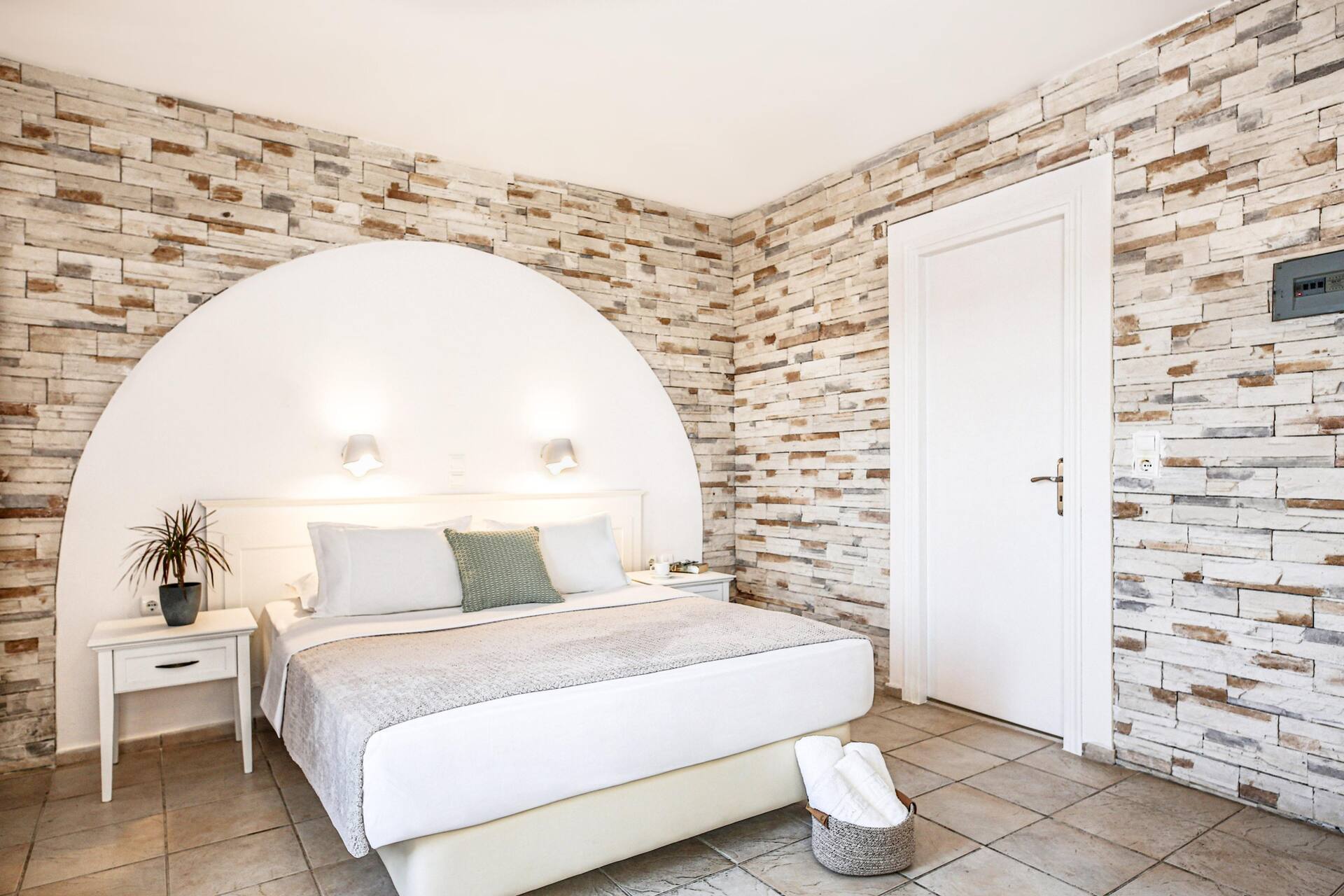 <p>Superior-huone</p>