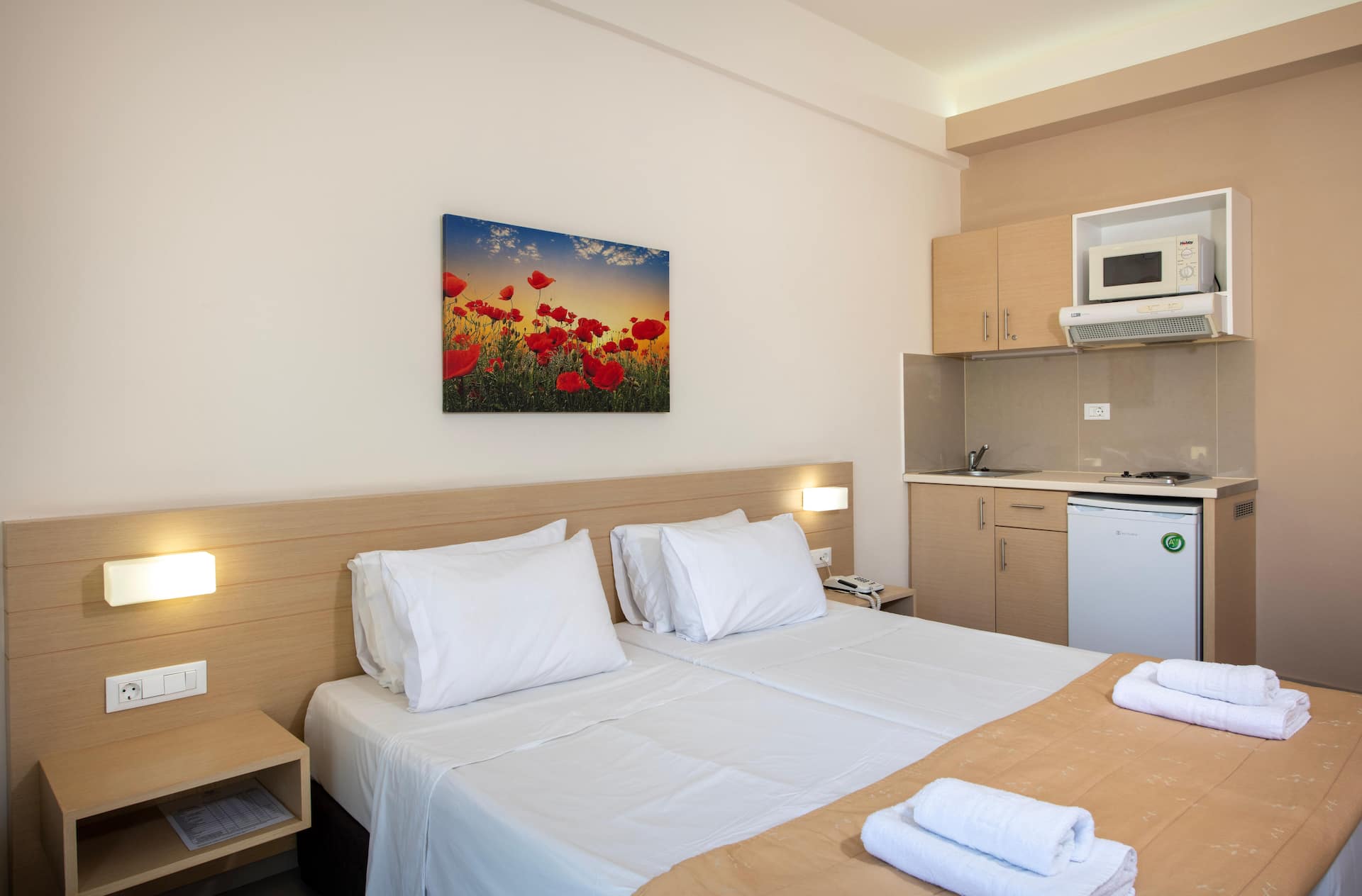 <p>Yksiö, parveke</p>