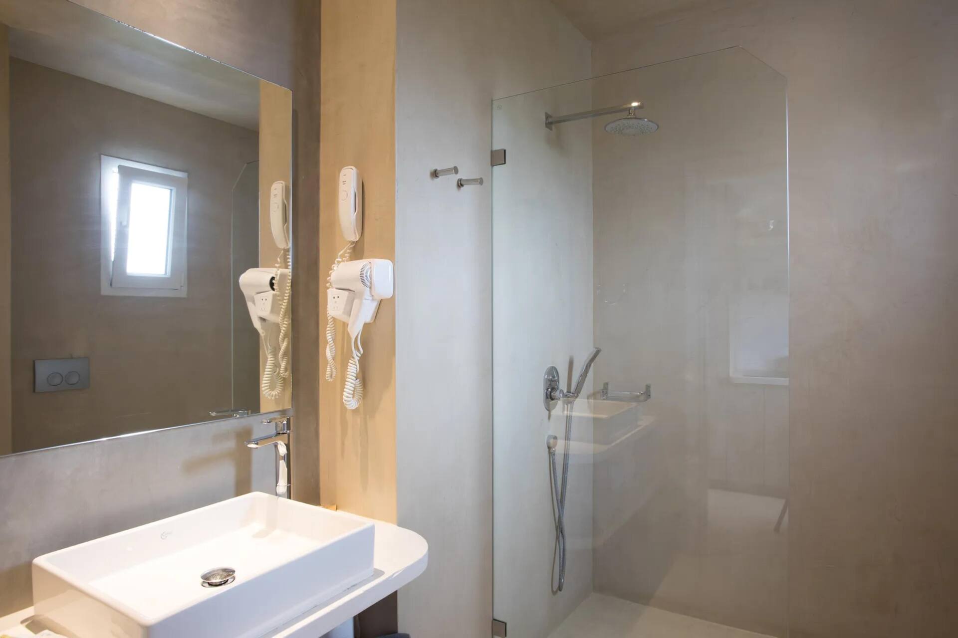 <p>Superior-yksiö</p>