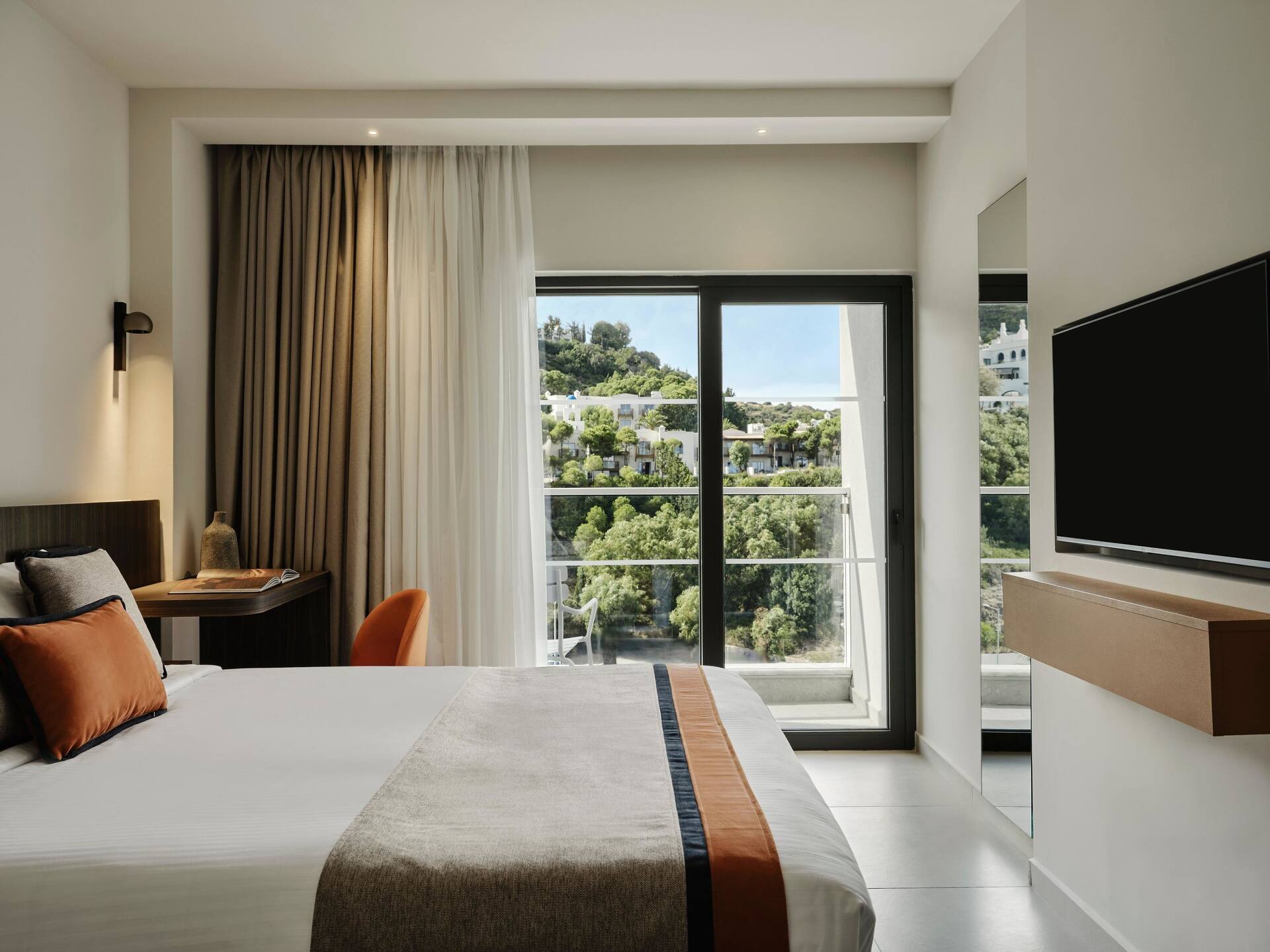 <p>Premium Family -perhehuone</p>