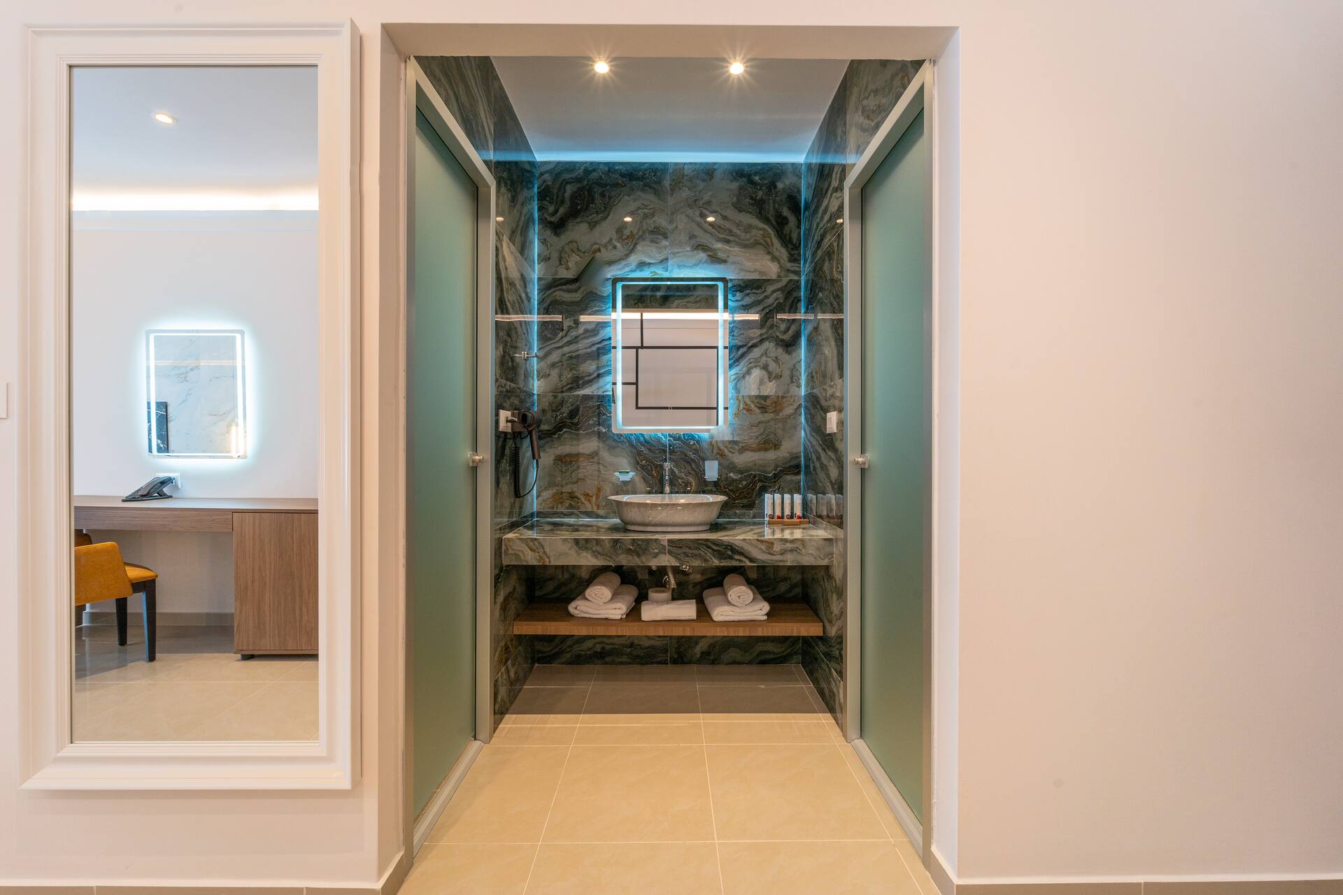 <p>Deluxe-juniorsviitti kolmelle</p>