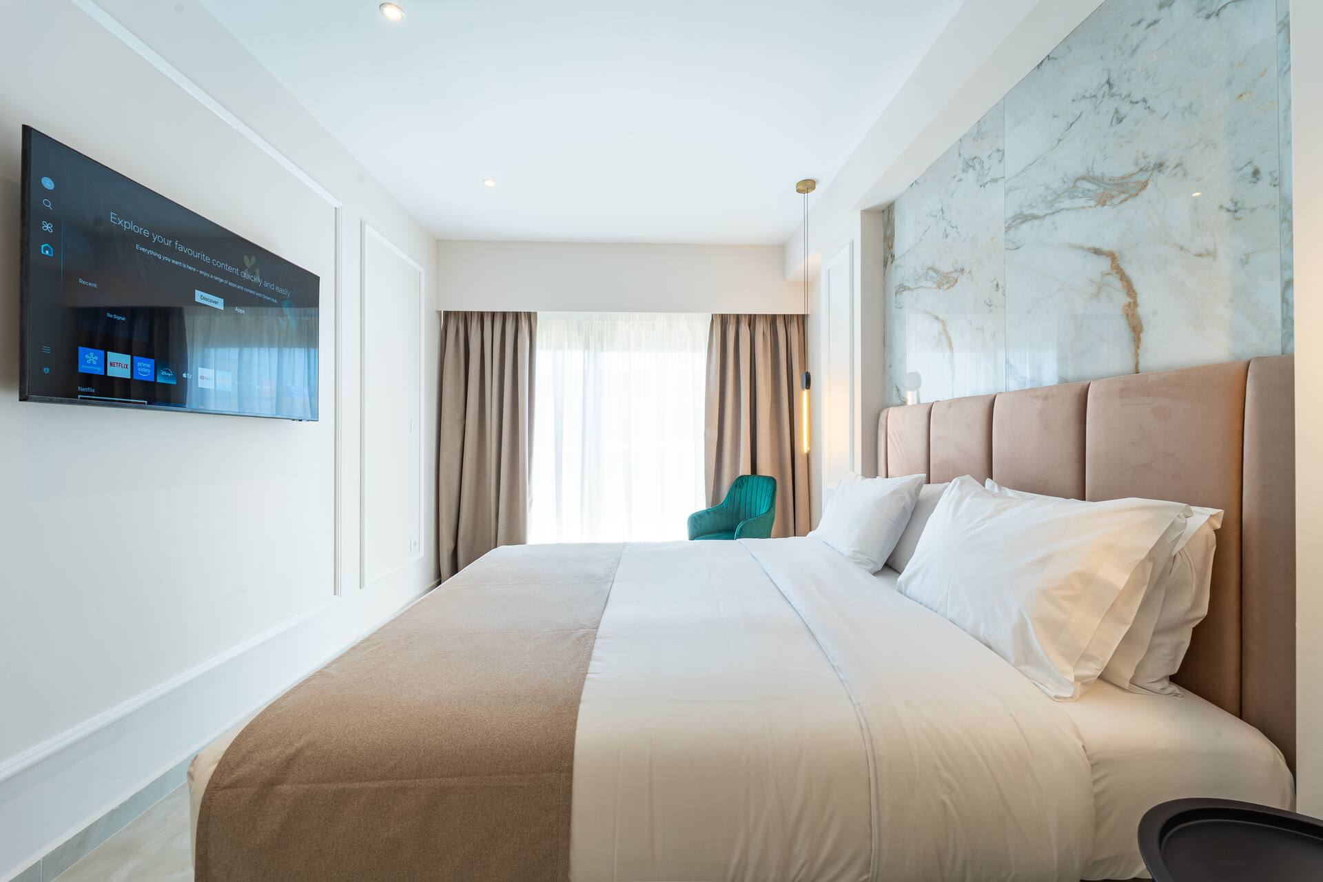 <p>Deluxe-juniorsviitti kolmelle</p>