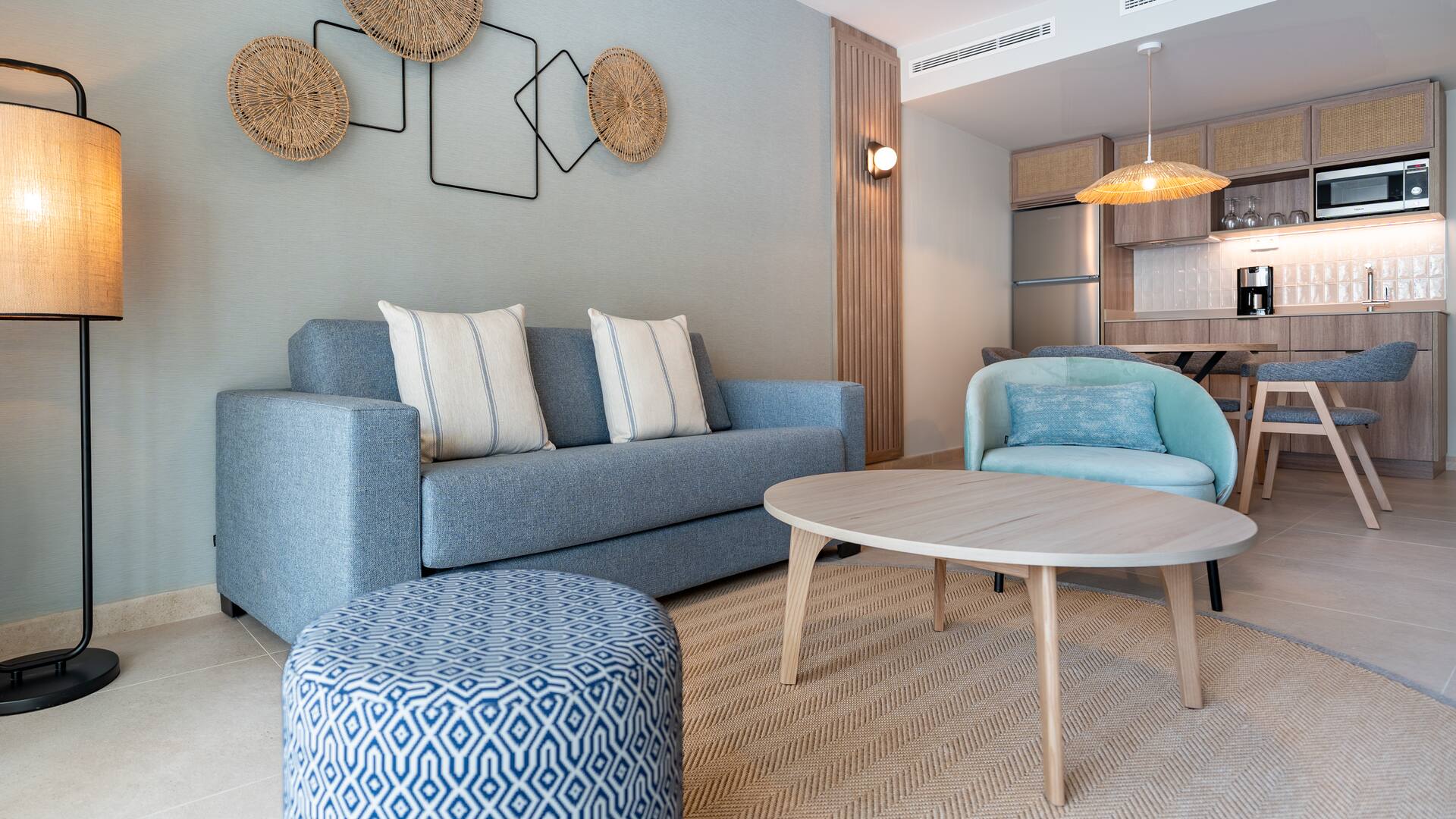 <p>Premium-kaksio, parveke</p>