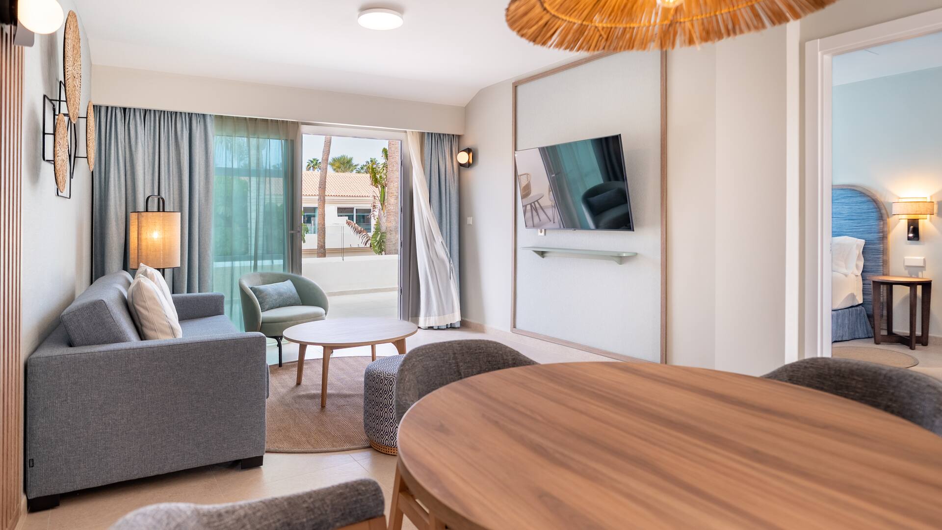 <p>Premium-kaksio, parveke</p>