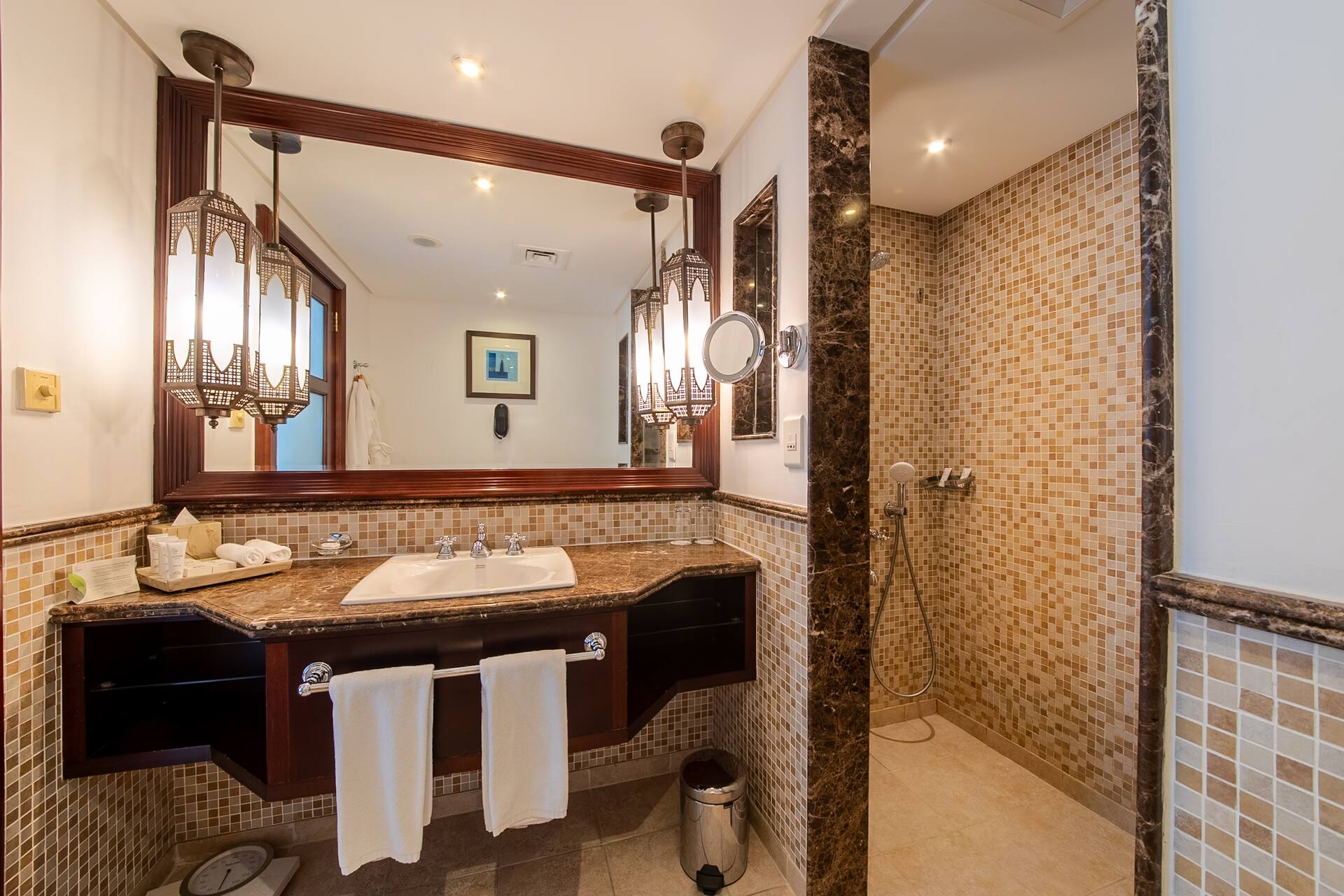 <p>Signature Deluxe -huone</p>