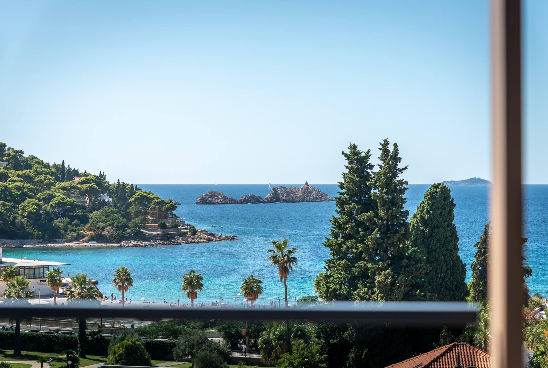 <p>Premium-huone, merinäköala</p>