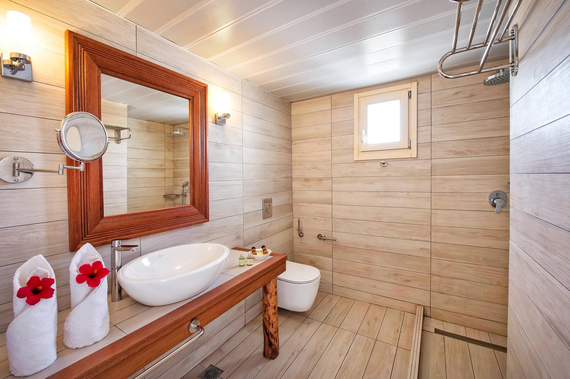 <p>Superior-huone</p>