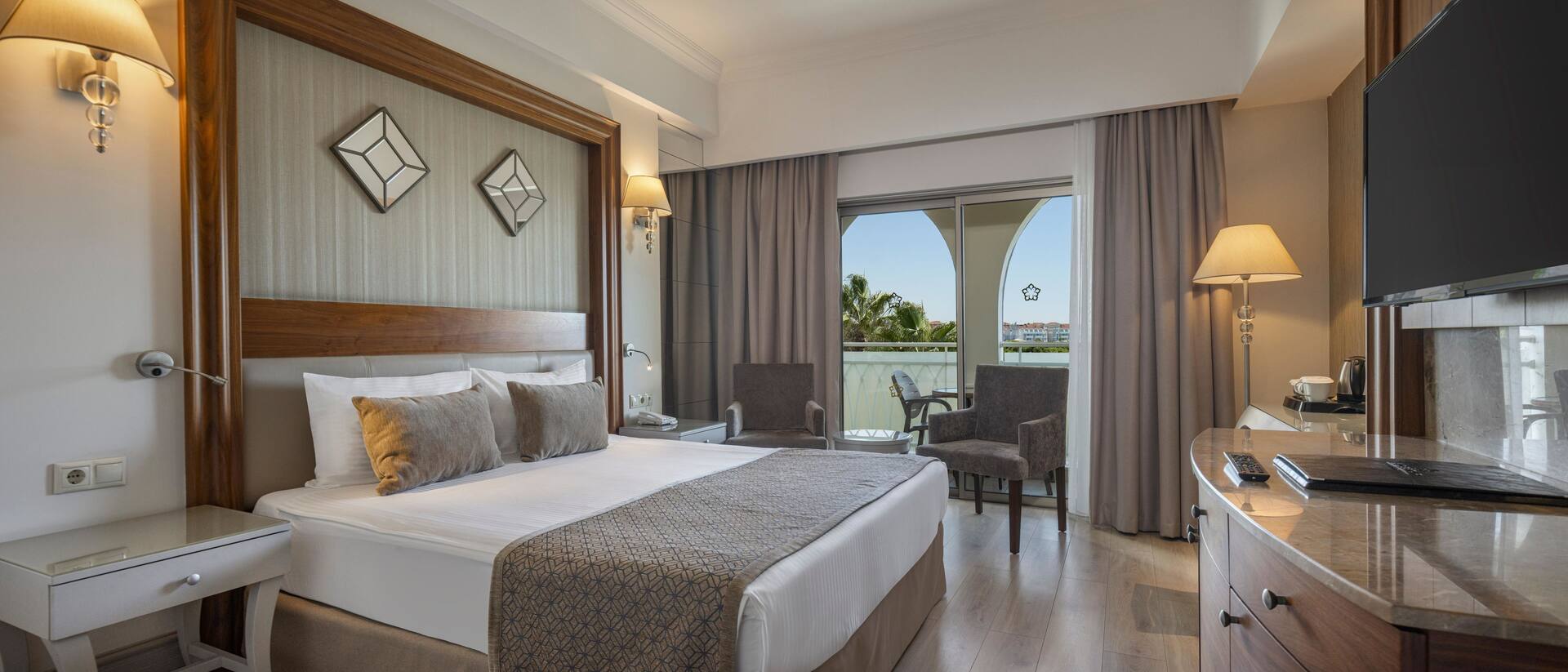 <p>Kahden hengen huone</p>