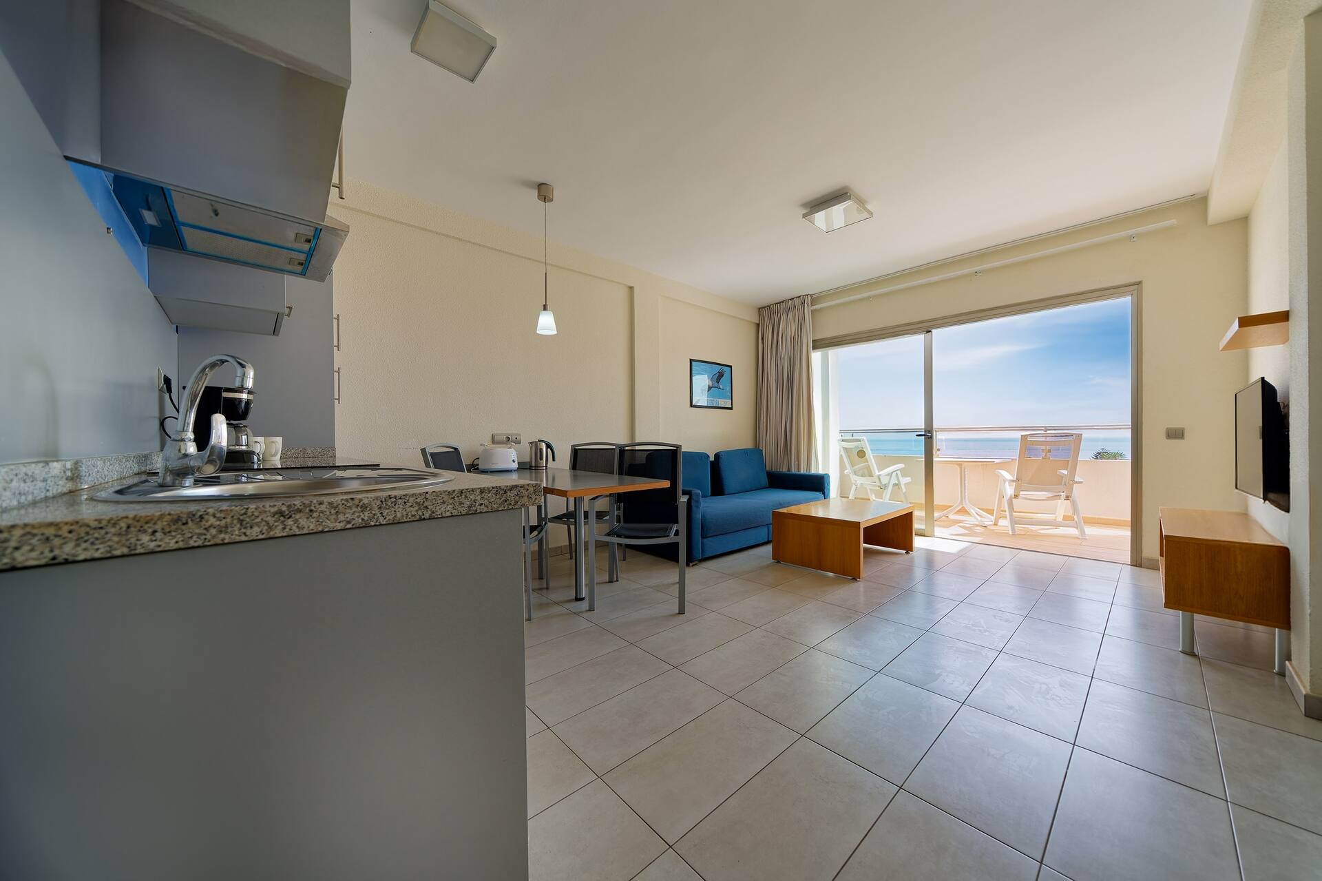 <p>Premium-kaksio ylemmässä kerroksessa</p>