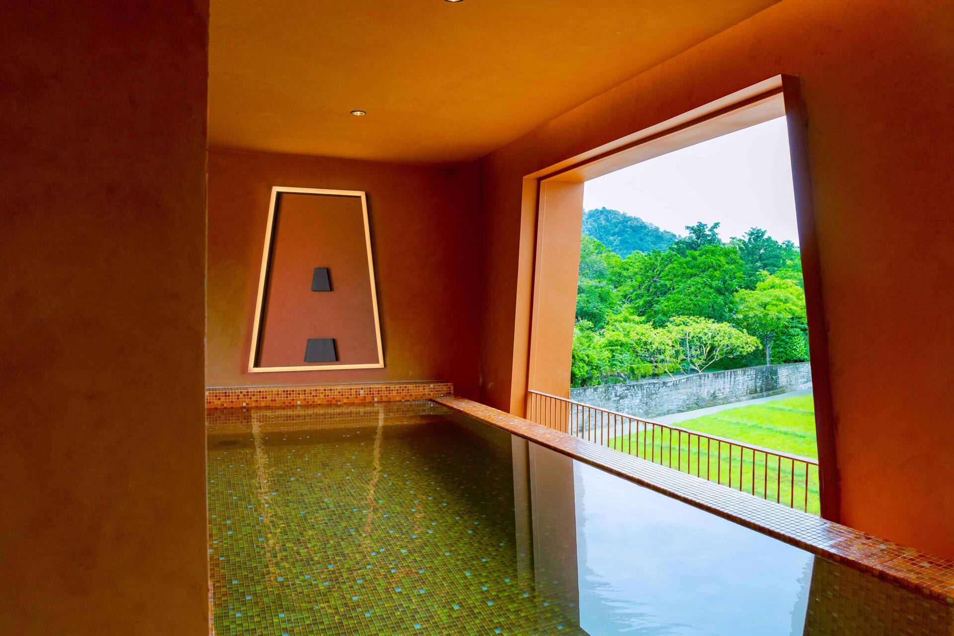 <p>Deluxe Garden View Pool -sviitti</p>