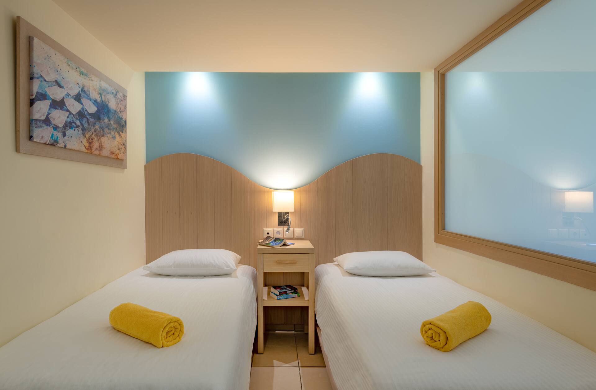 <p>Standard-perhehuone</p>