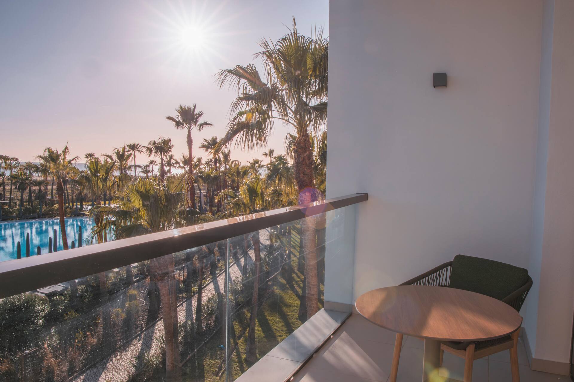 <p>Palm-sviitti meren puolella</p>