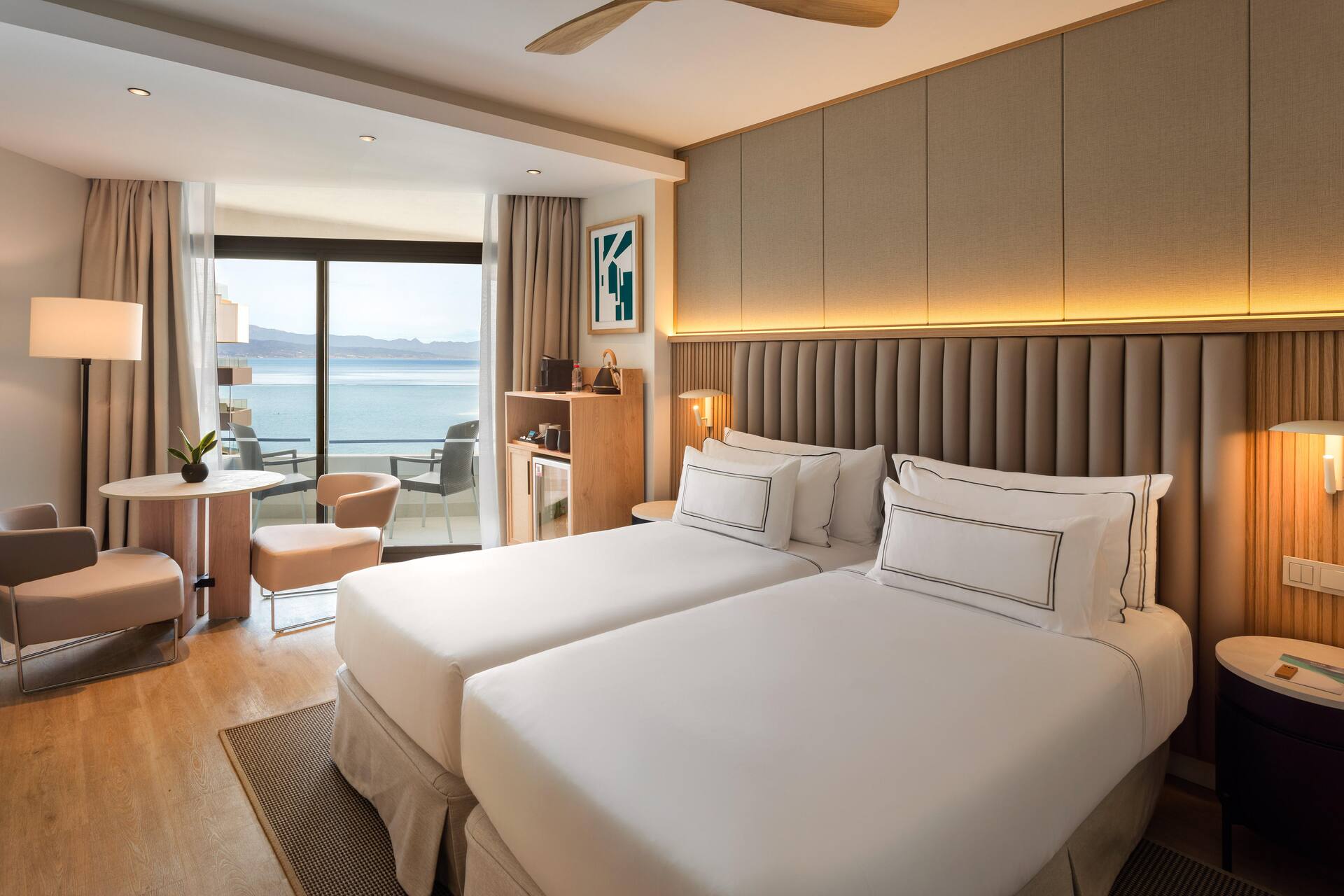 <p>The Level -huone</p>