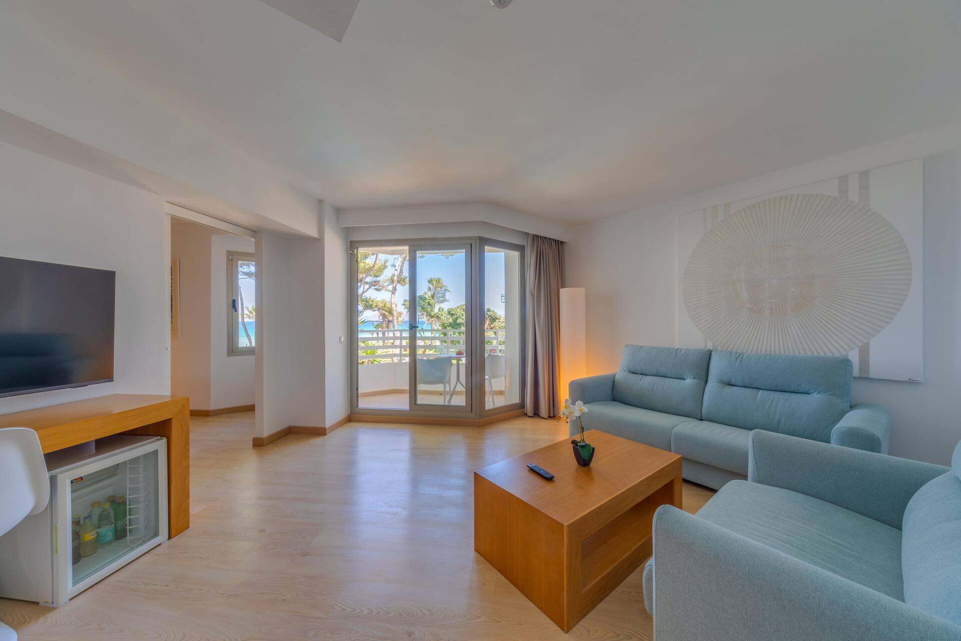 <p>sviitti, osittainen merinäköala</p>