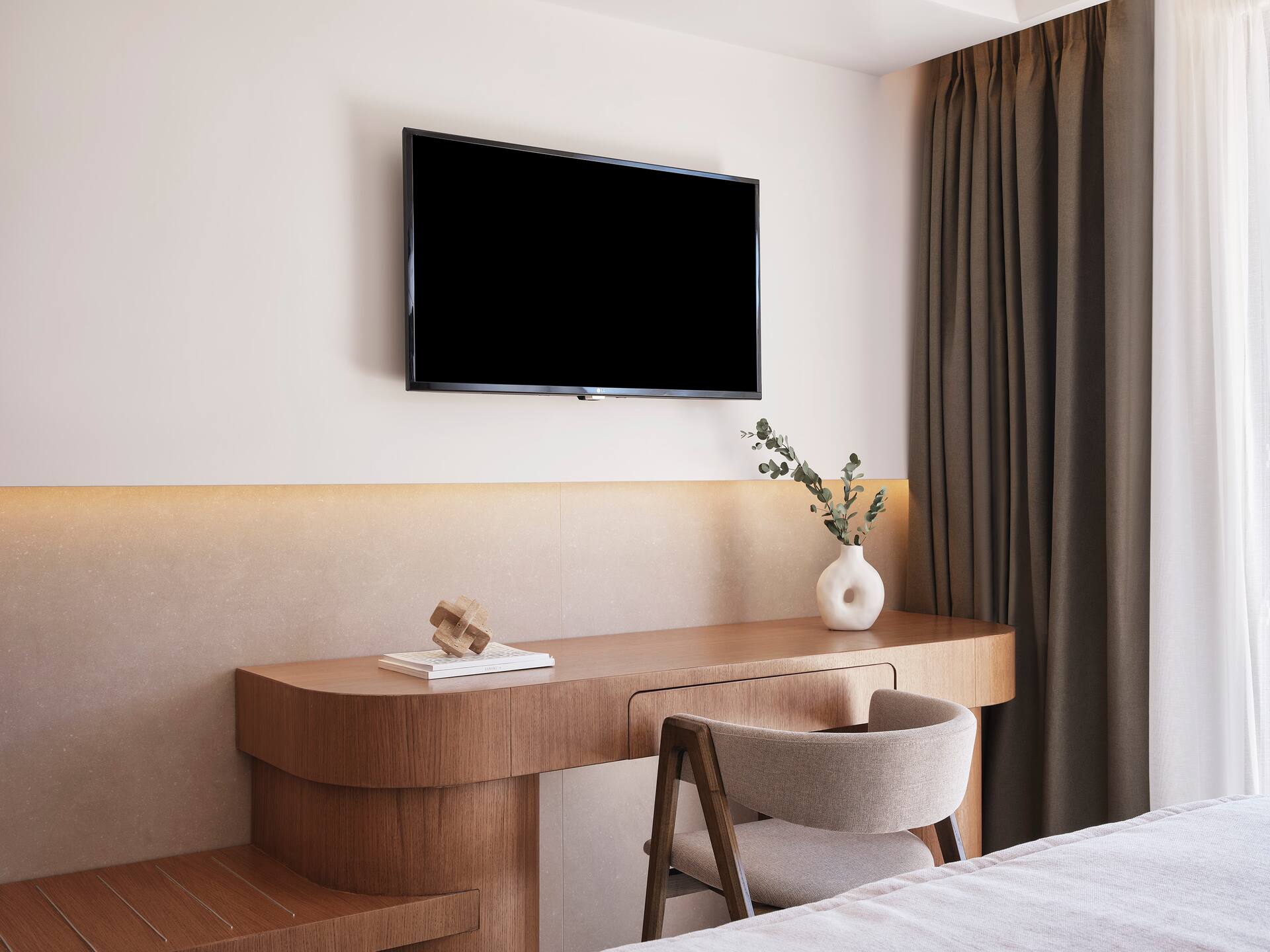 <p>Kahden hengen huone päärakennuksessa</p>