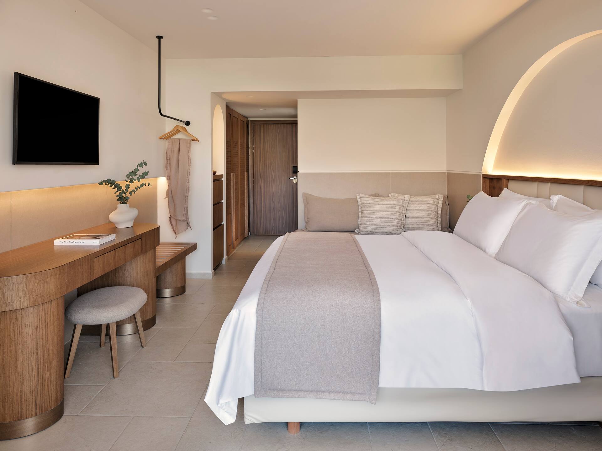 <p>Kahden hengen huone päärakennuksessa</p>