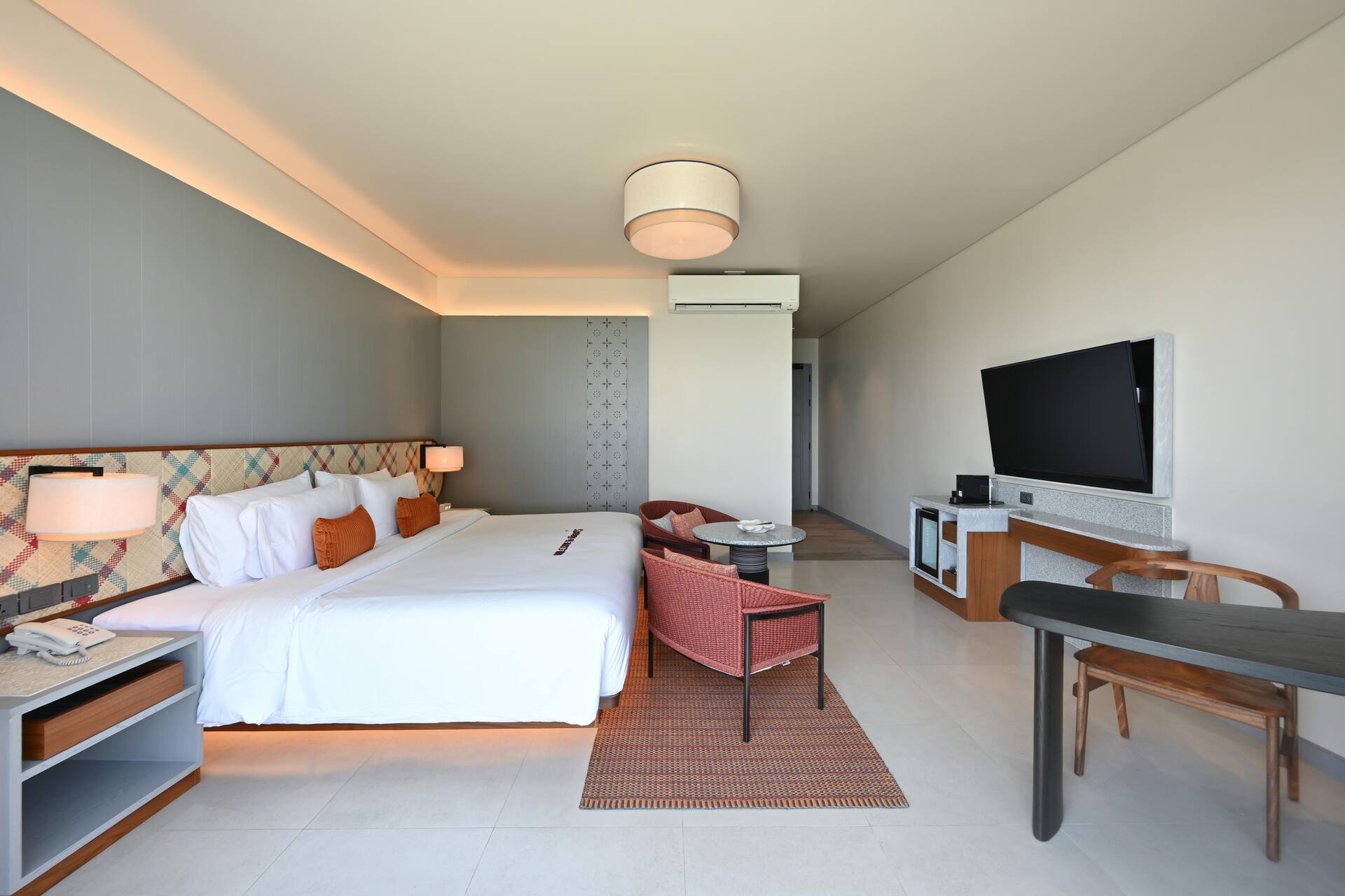 <p>Lofty Pool Access Ocean View -huone</p>