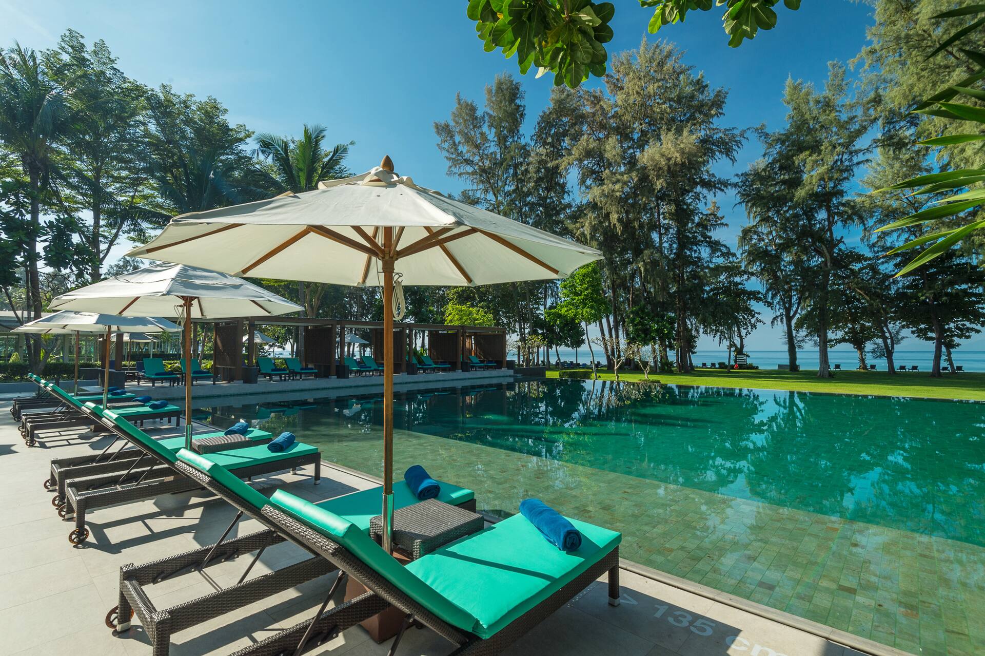 Dusit Thani Krabi Beach Resort, Klong Muang