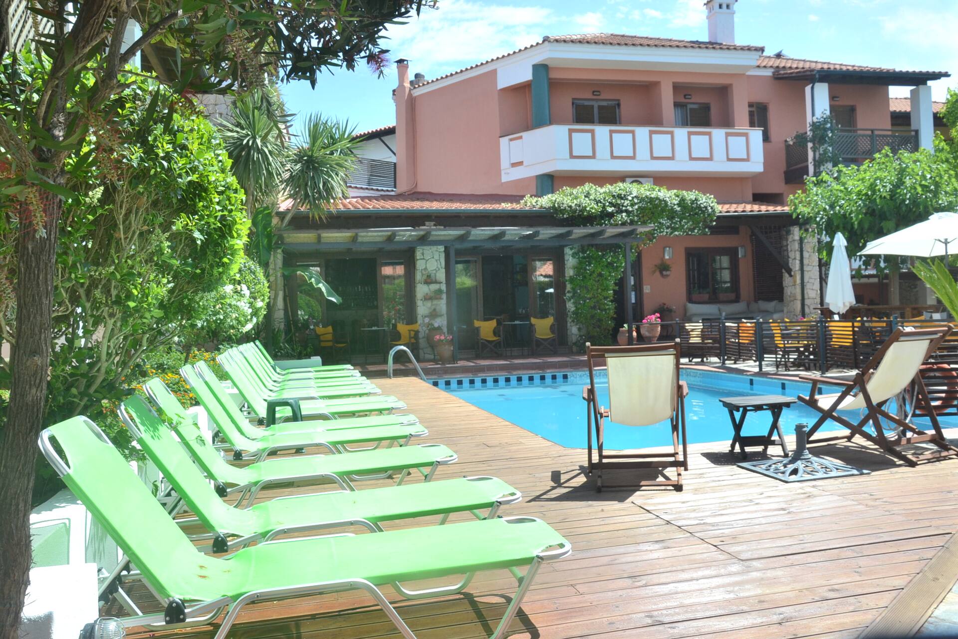 Ammon Garden, Pefkohori