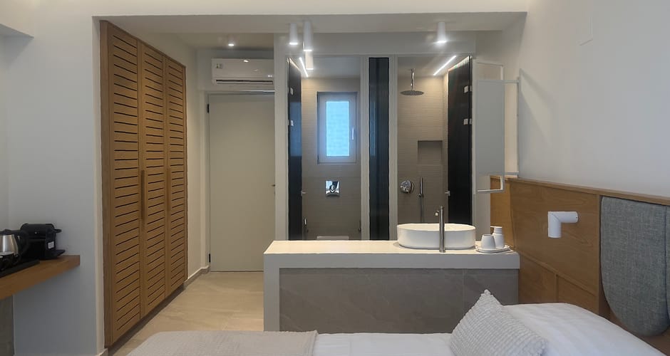 <p>kahden hengen huone uudessa rakennuksessa</p>